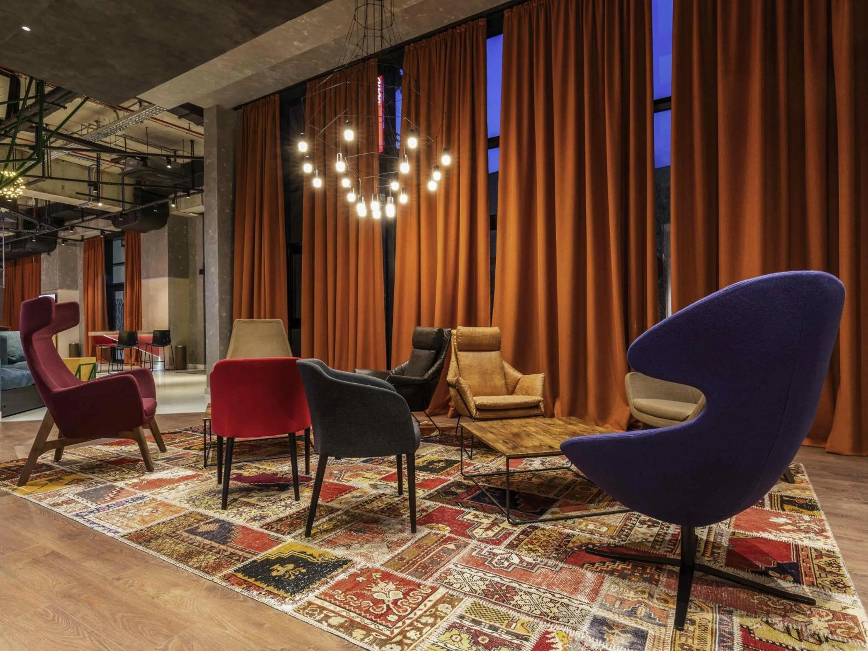 Restaurant/places to eat in ibis Tbilisi Stadium