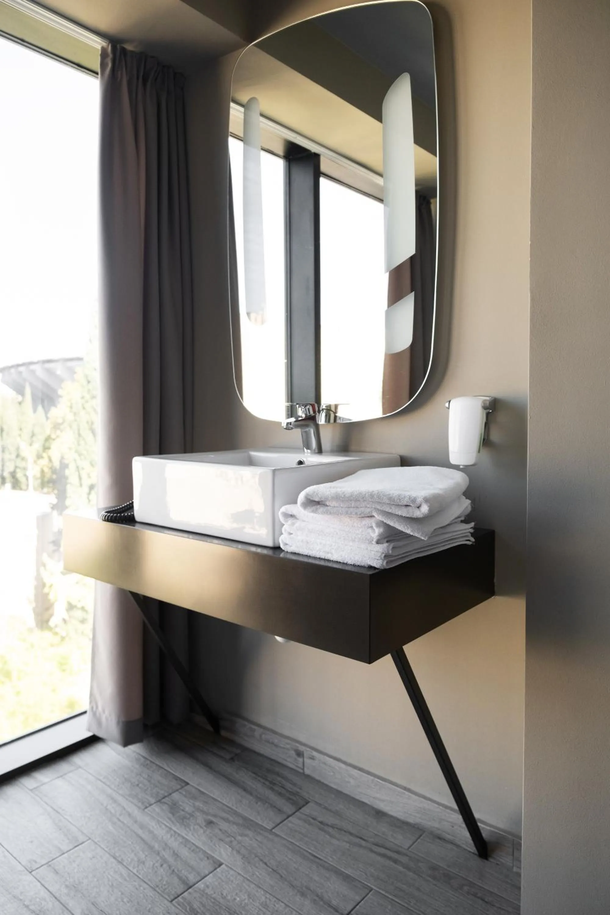 Bathroom, Bed in ibis Tbilisi Stadium