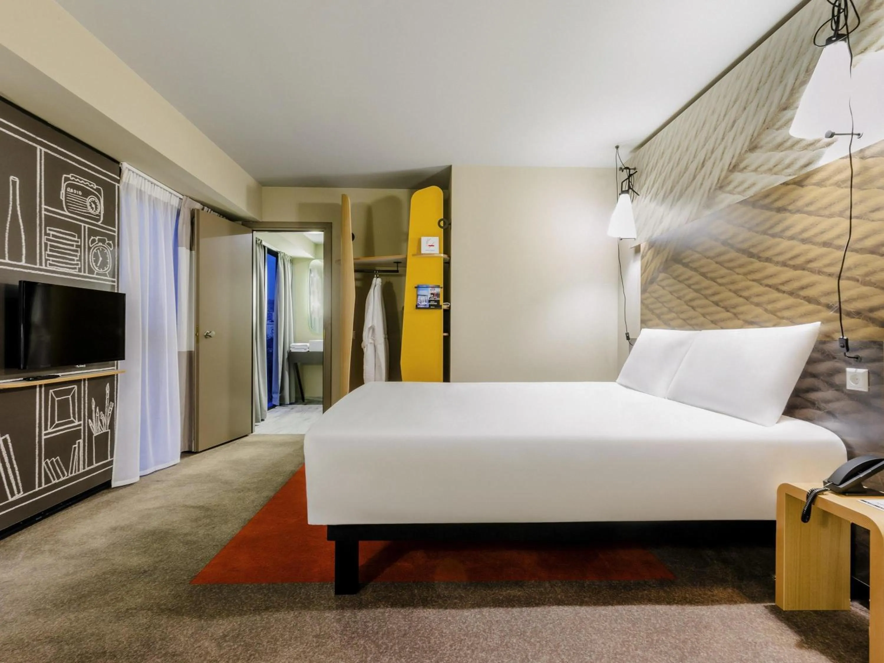 Bedroom, Bed in ibis Tbilisi Stadium