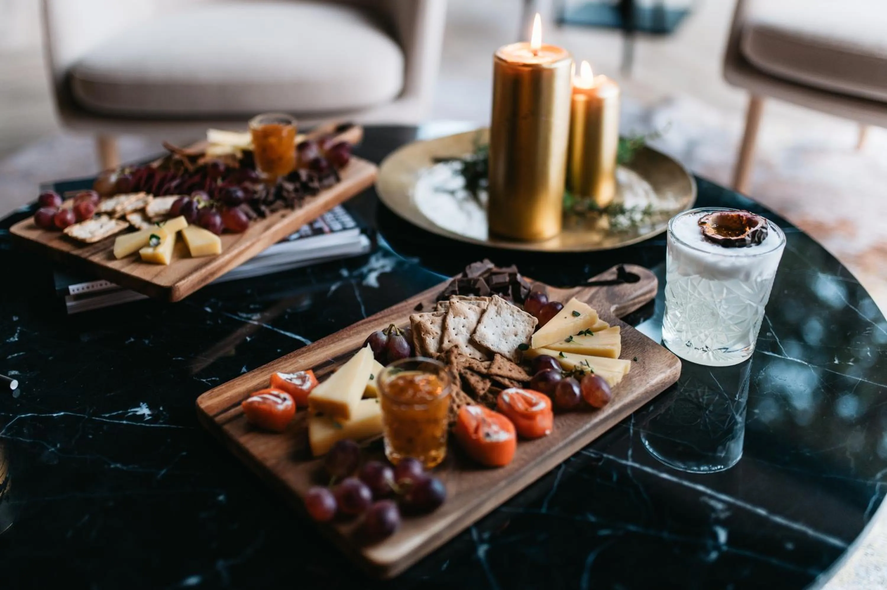 Food and drinks in Magical Pond Nature Igloos
