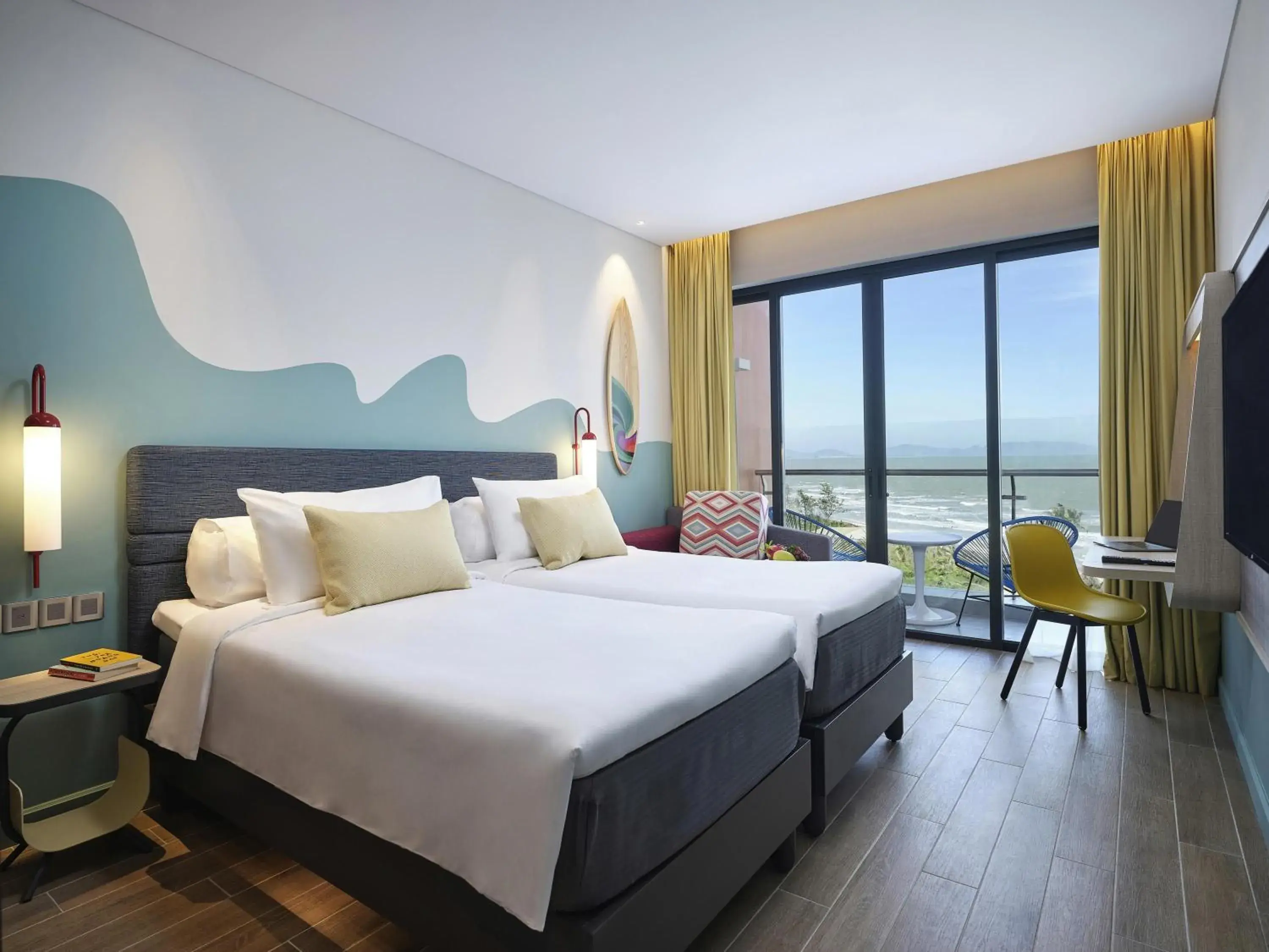 Premium Twin Room with Balcony and Sea View in ibis Styles Vung Tau Premium Twin Room with Balcony and Sea View in ibis Styles Vung Tau