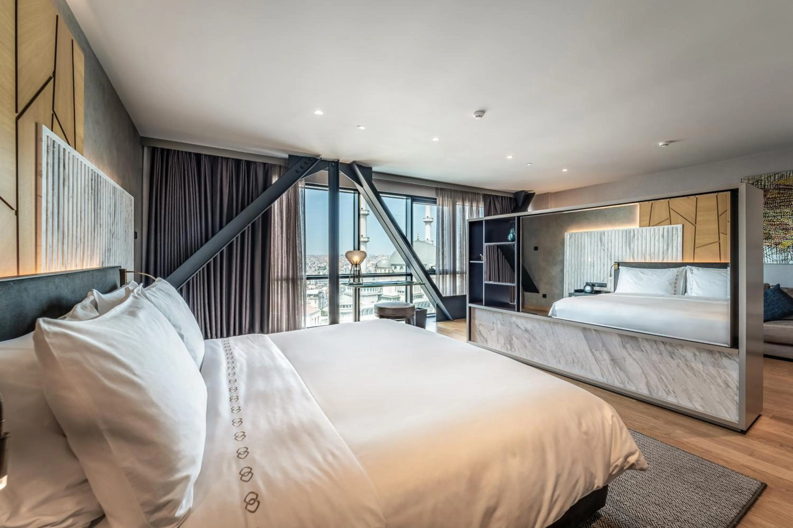 Bedroom, Bed in Sofitel Istanbul Taksim