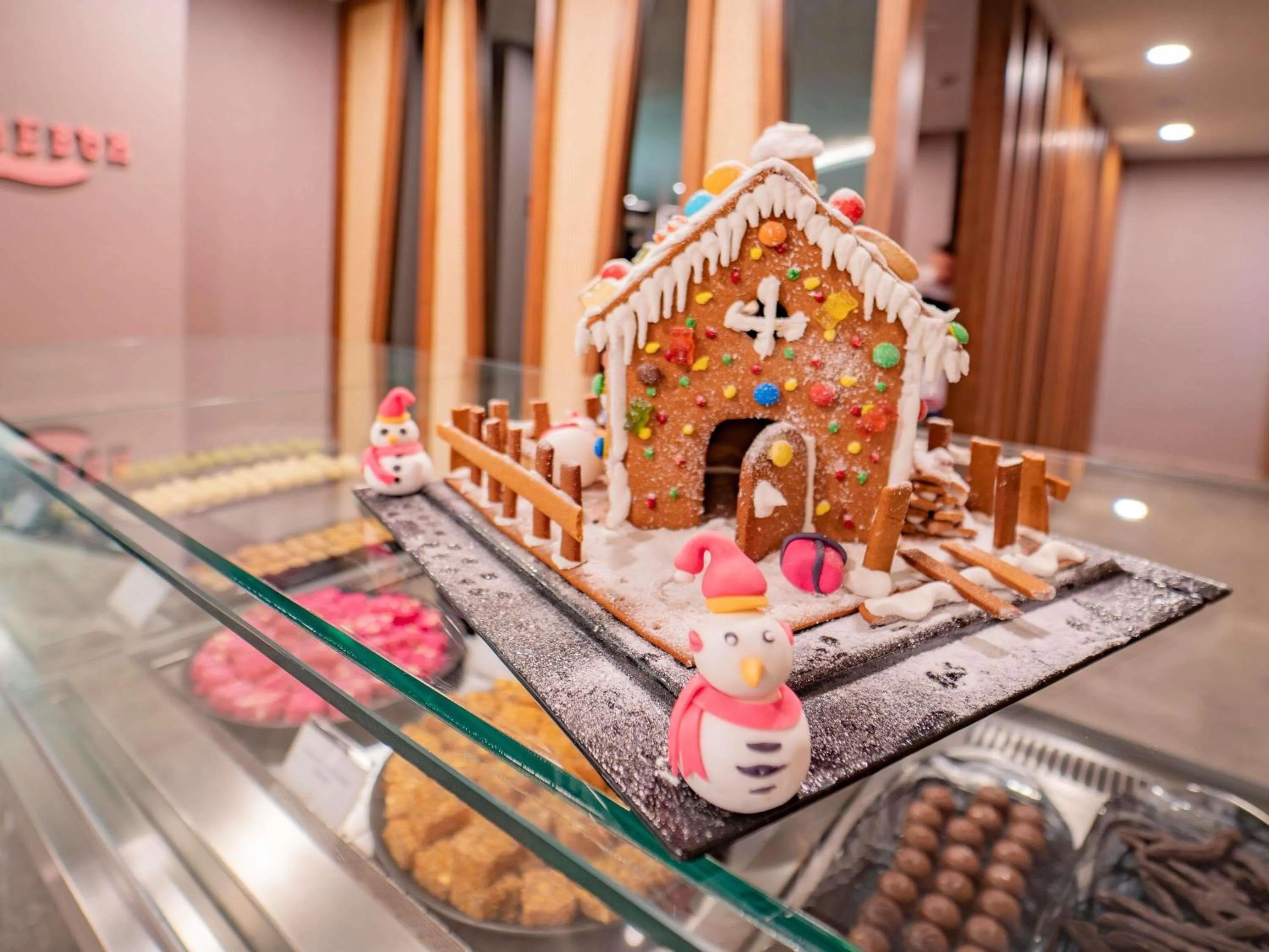 Restaurant/places to eat in Sofitel Istanbul Taksim