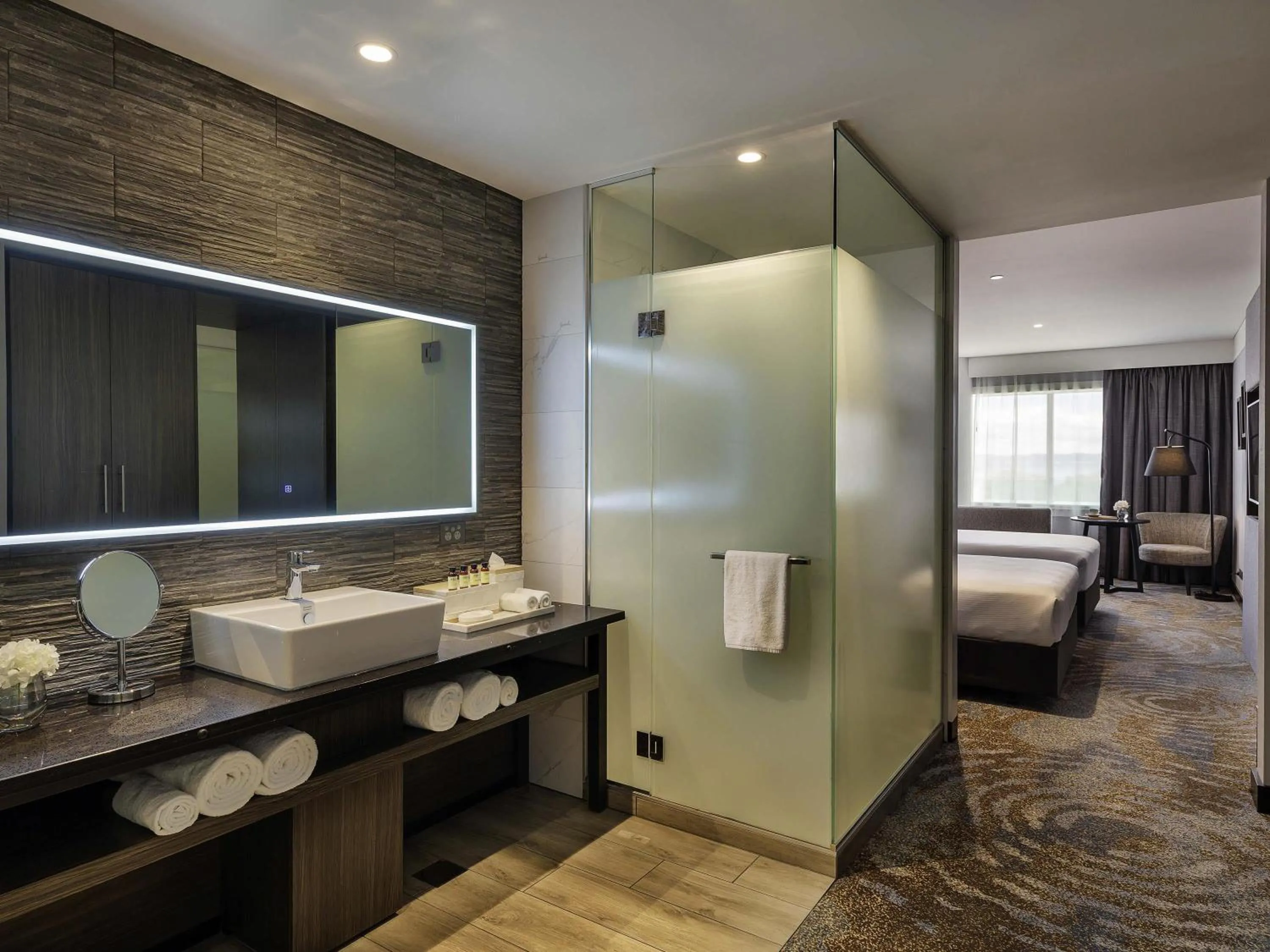 Bedroom, Bed in Pullman Rotorua