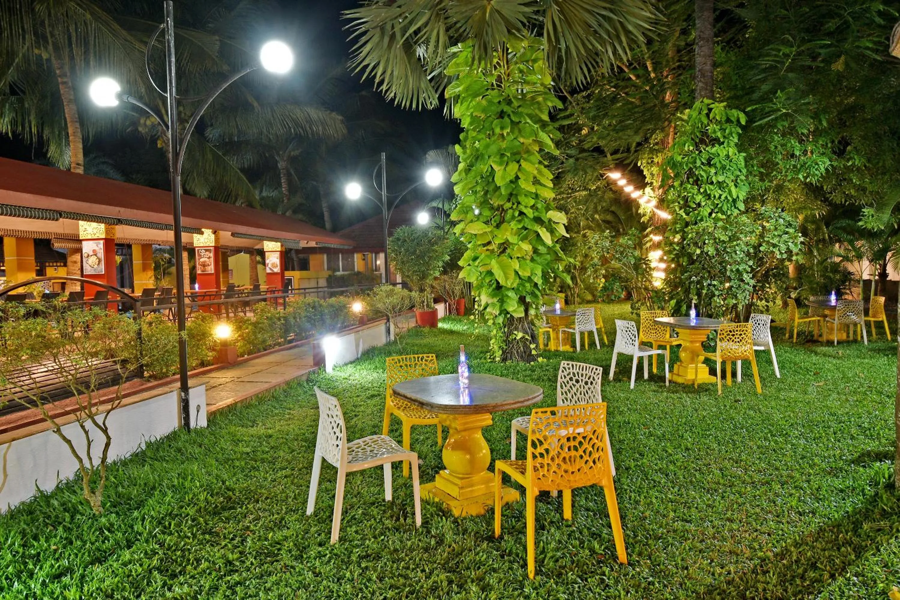 Garden in Poppys Olive de' villa