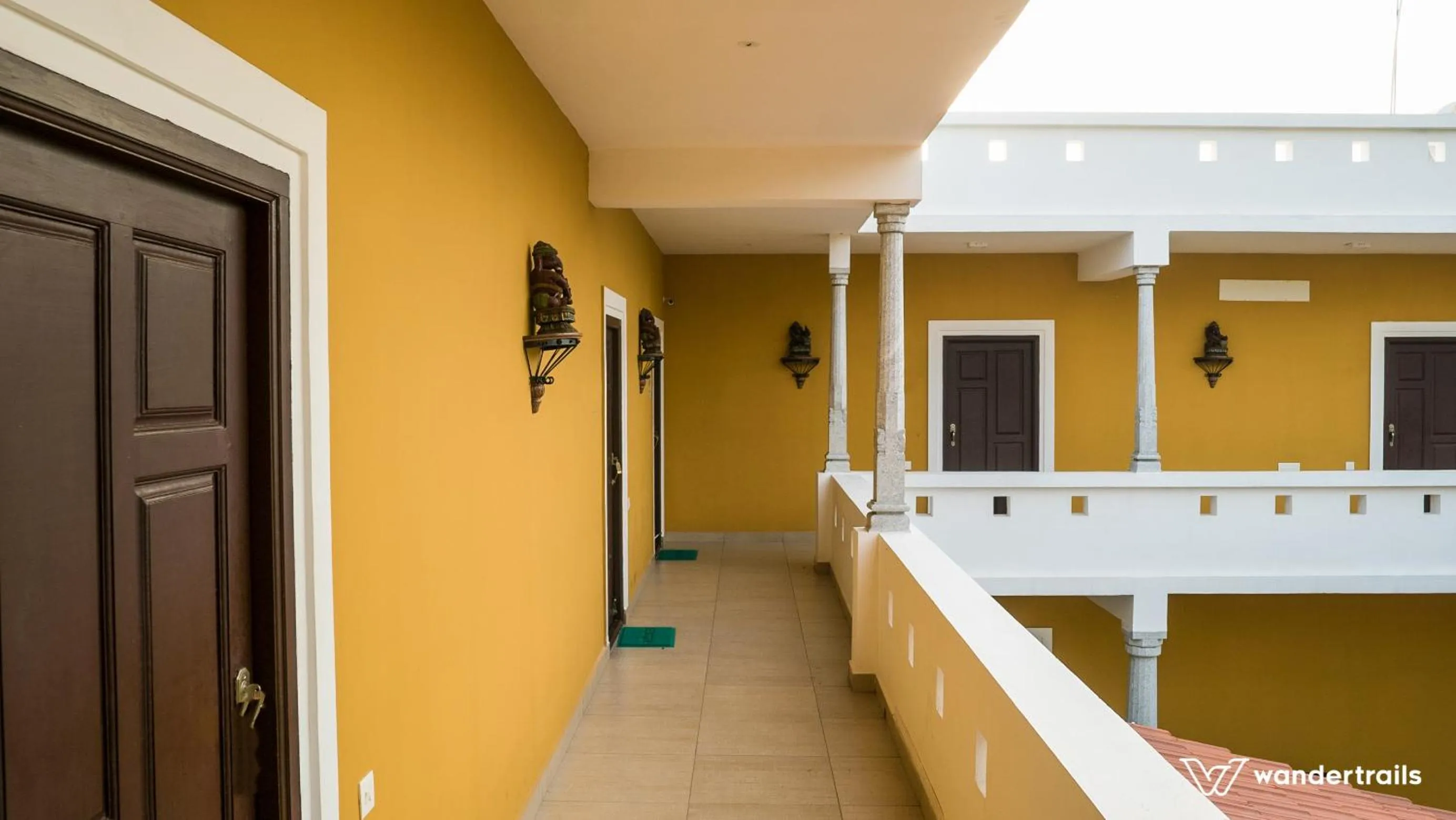 Balcony/Terrace in Poppys Olive de' villa