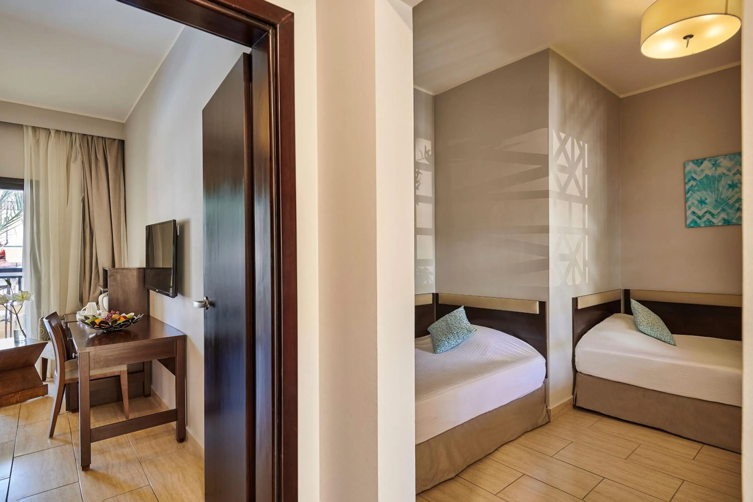 Bedroom, Bed in Steigenberger Aqua Magic, All inclusive