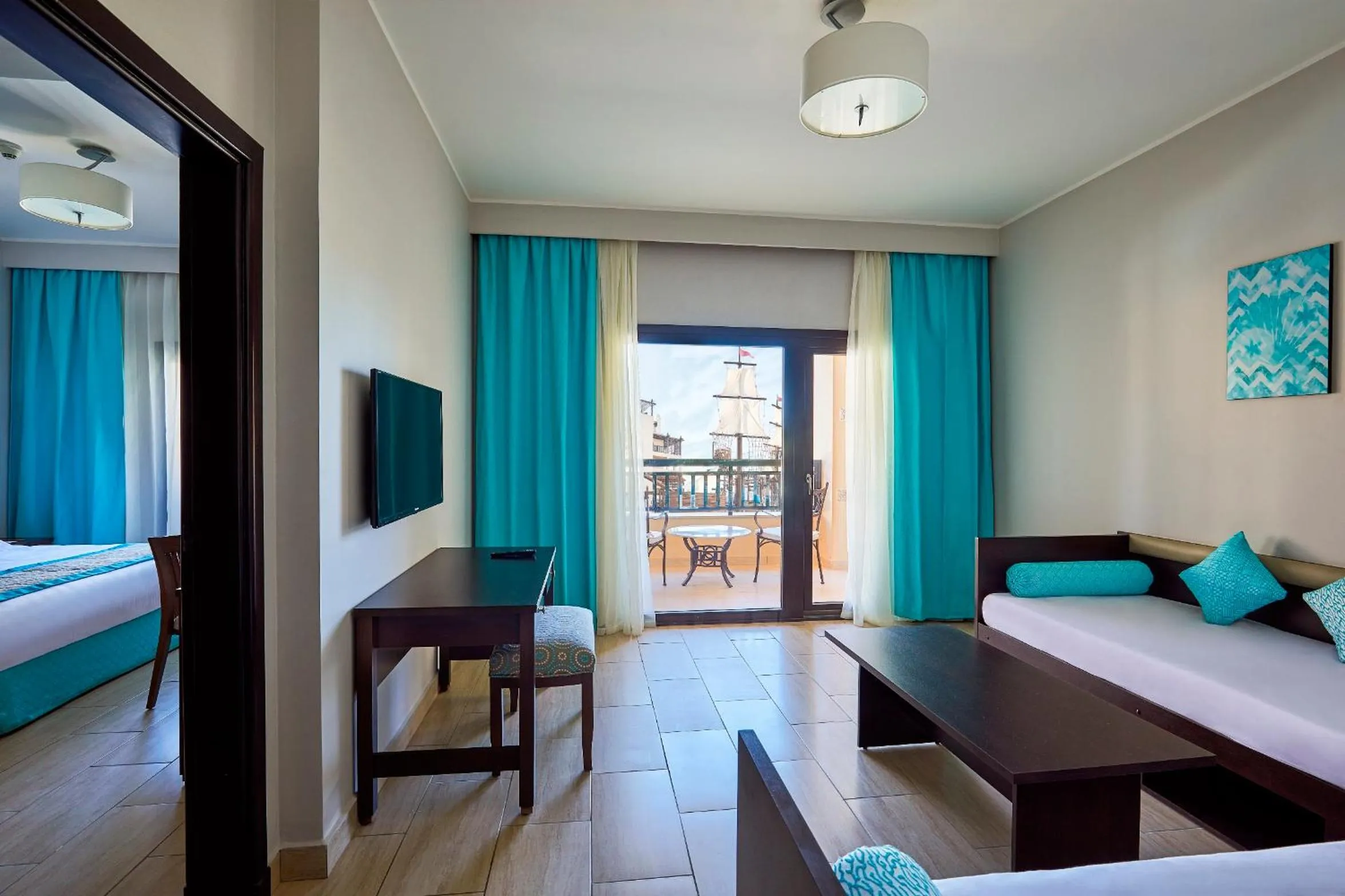 Bed in Steigenberger Aqua Magic, All inclusive