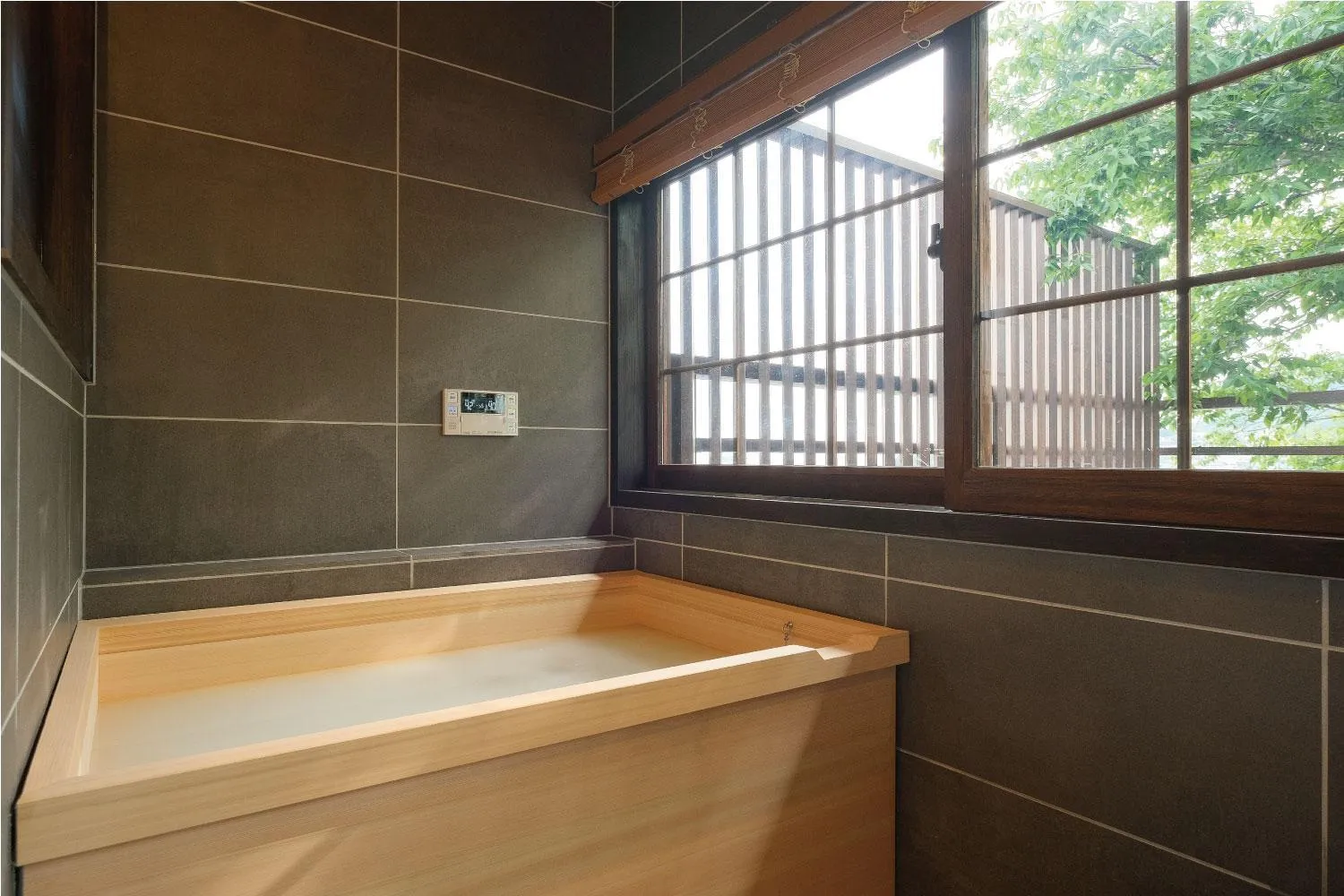 Tomonoura Shiomachi Hotel