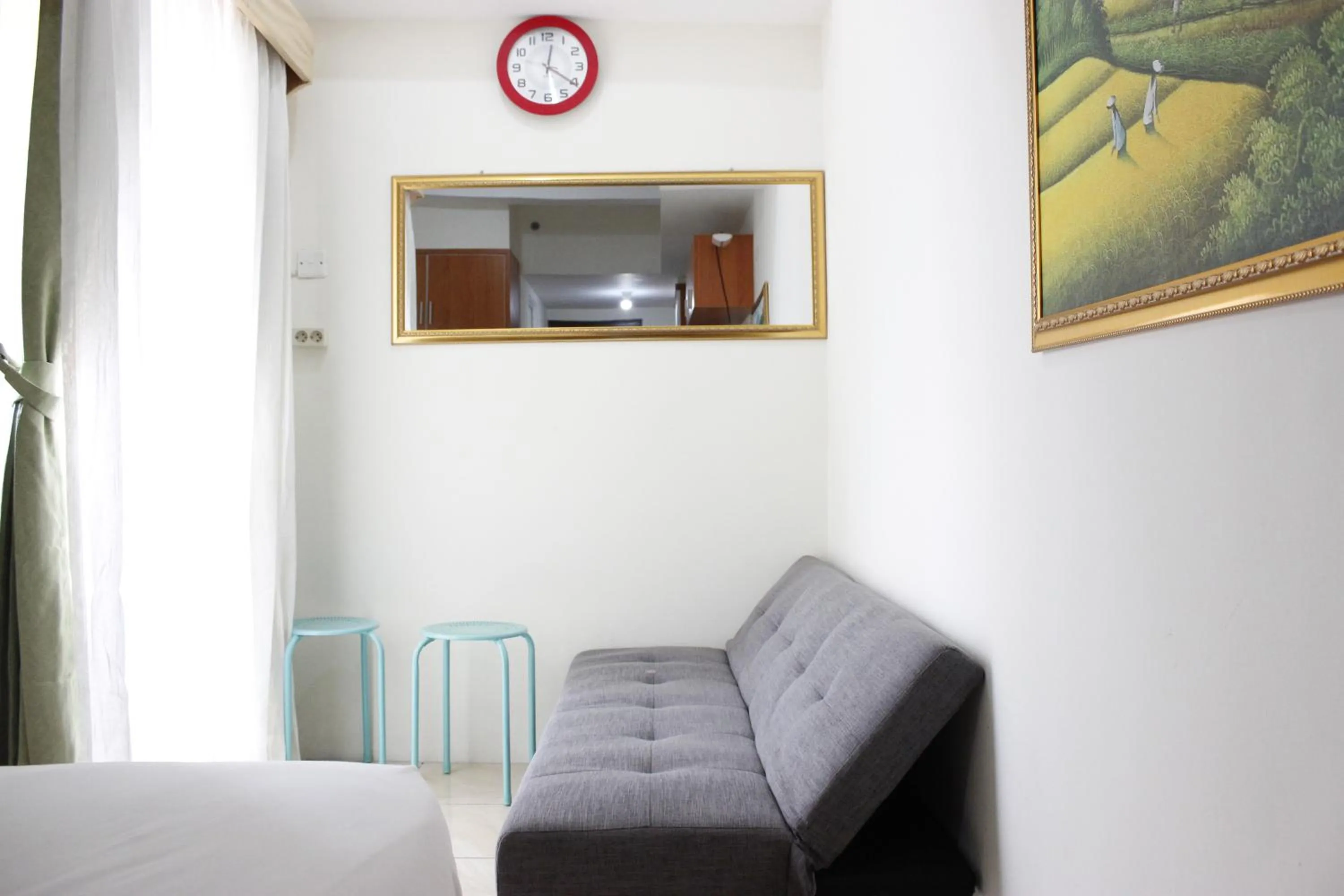 Compact Studio Tamansari Panoramic Apartment By Travelio