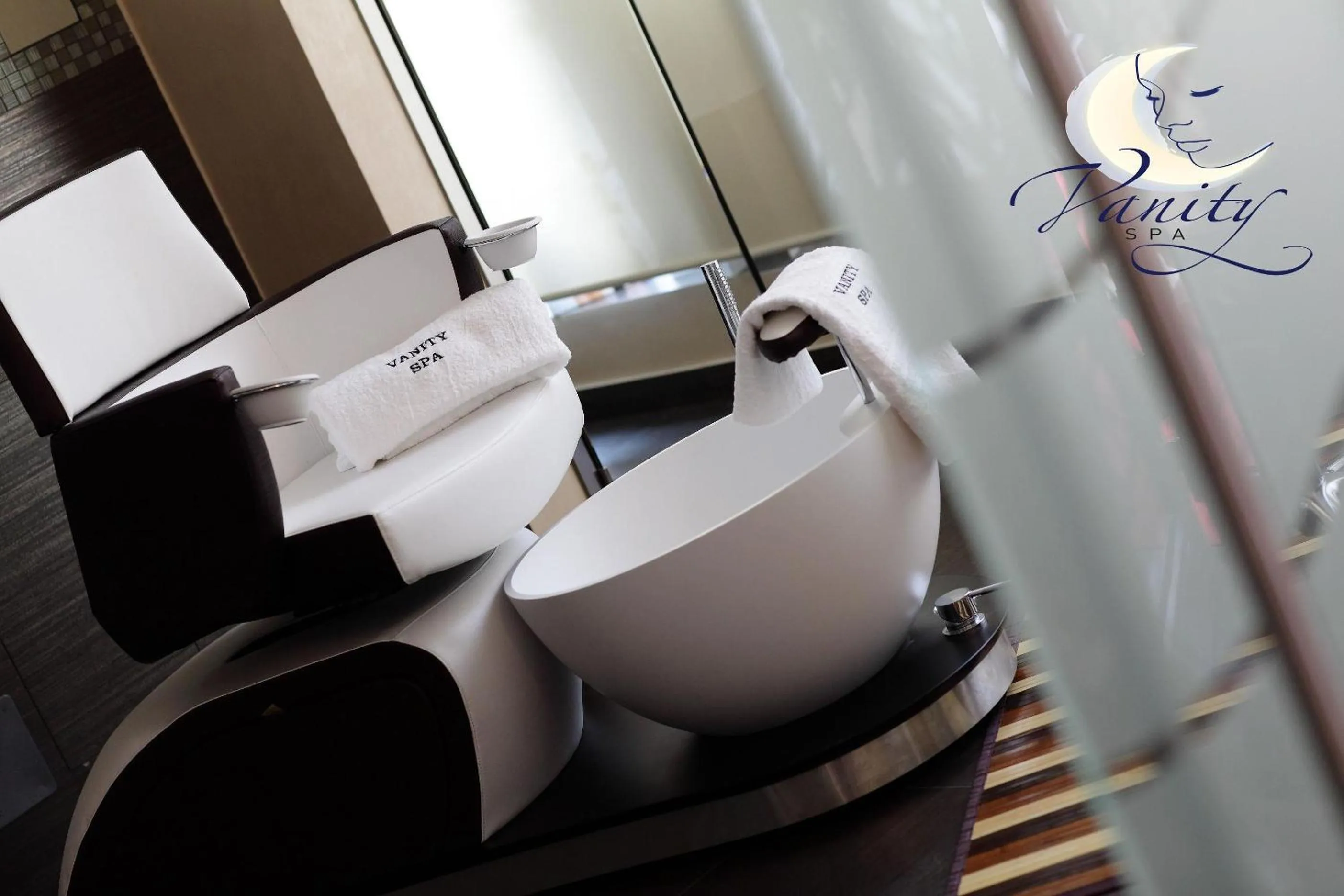 Massage in Vanity SPA