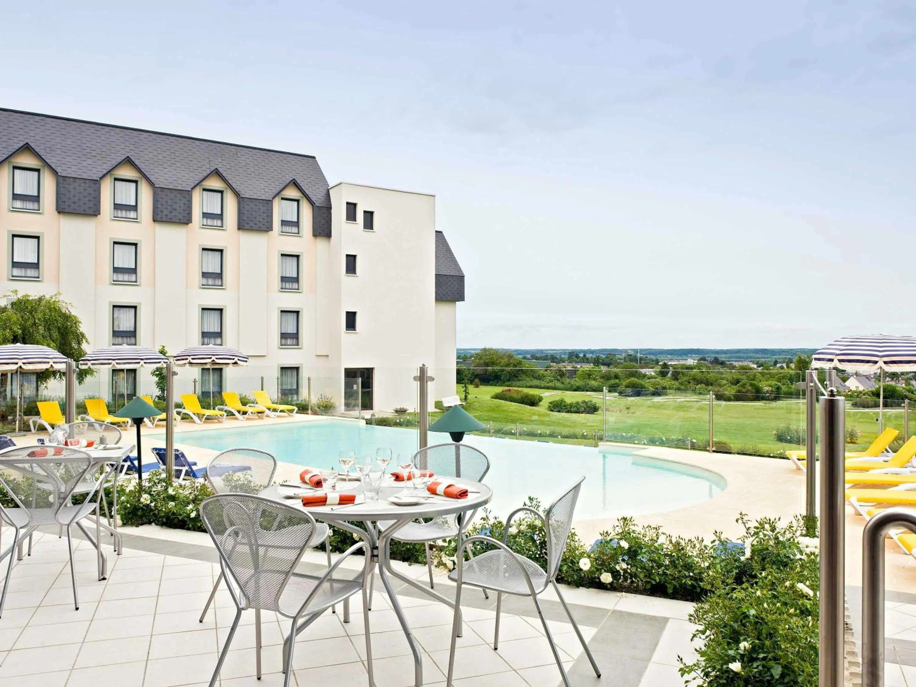 Property building in Novotel Amboise
