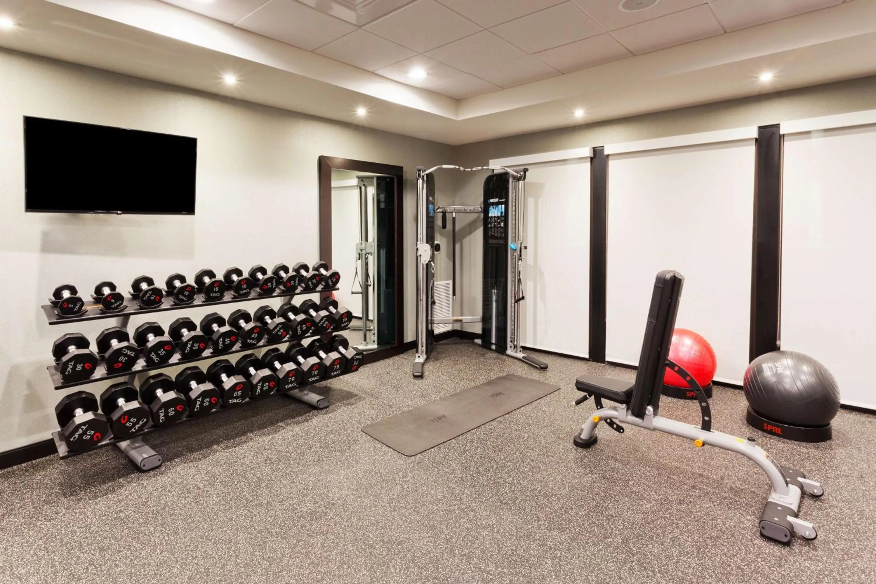 Fitness centre/facilities in Home2 Suites By Hilton Alpharetta, Ga