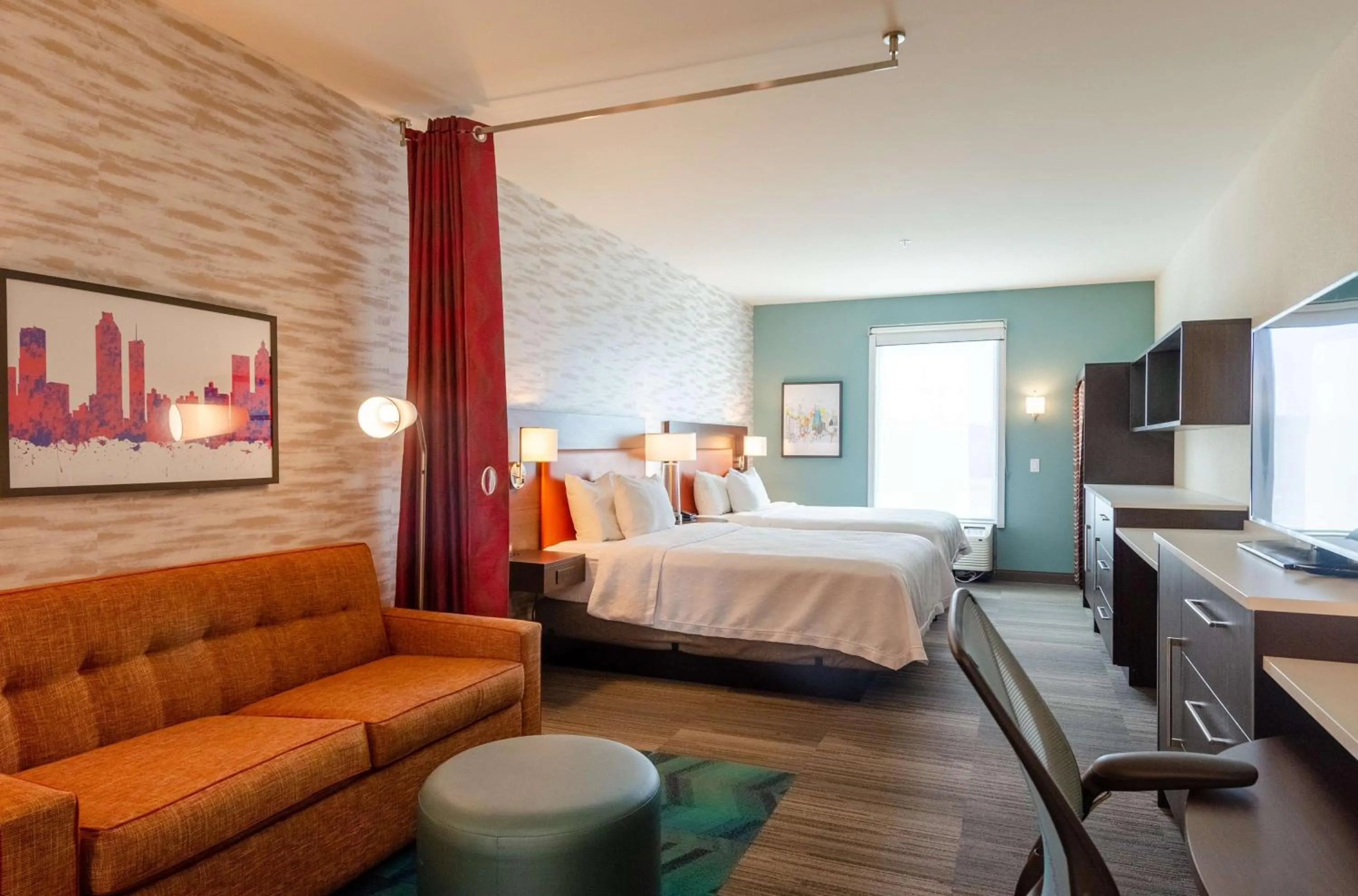 Living room, Bed in Home2 Suites By Hilton Atlanta Camp Creek Parkway, Ga