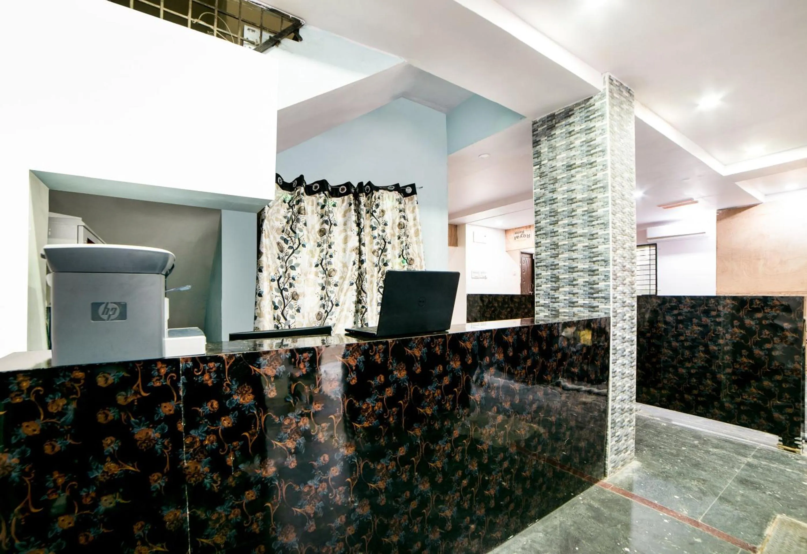 Lobby or reception in Super Hotel O Lucky Hotels Gachibowli