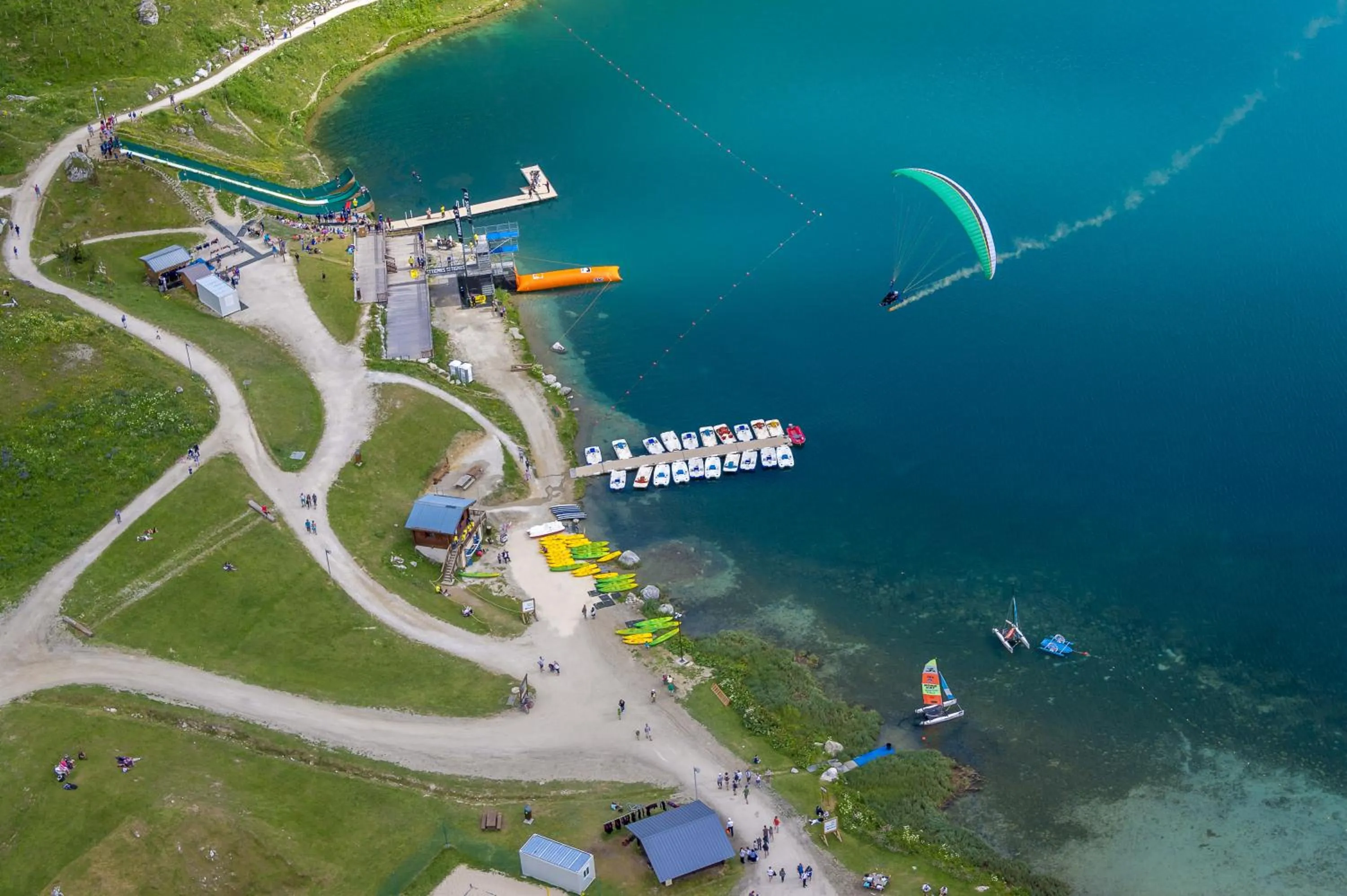 Bird's eye view in Le Rond Point des Pistes - 4 personnes - Tignes Val Claret 2100m - skis aux pieds