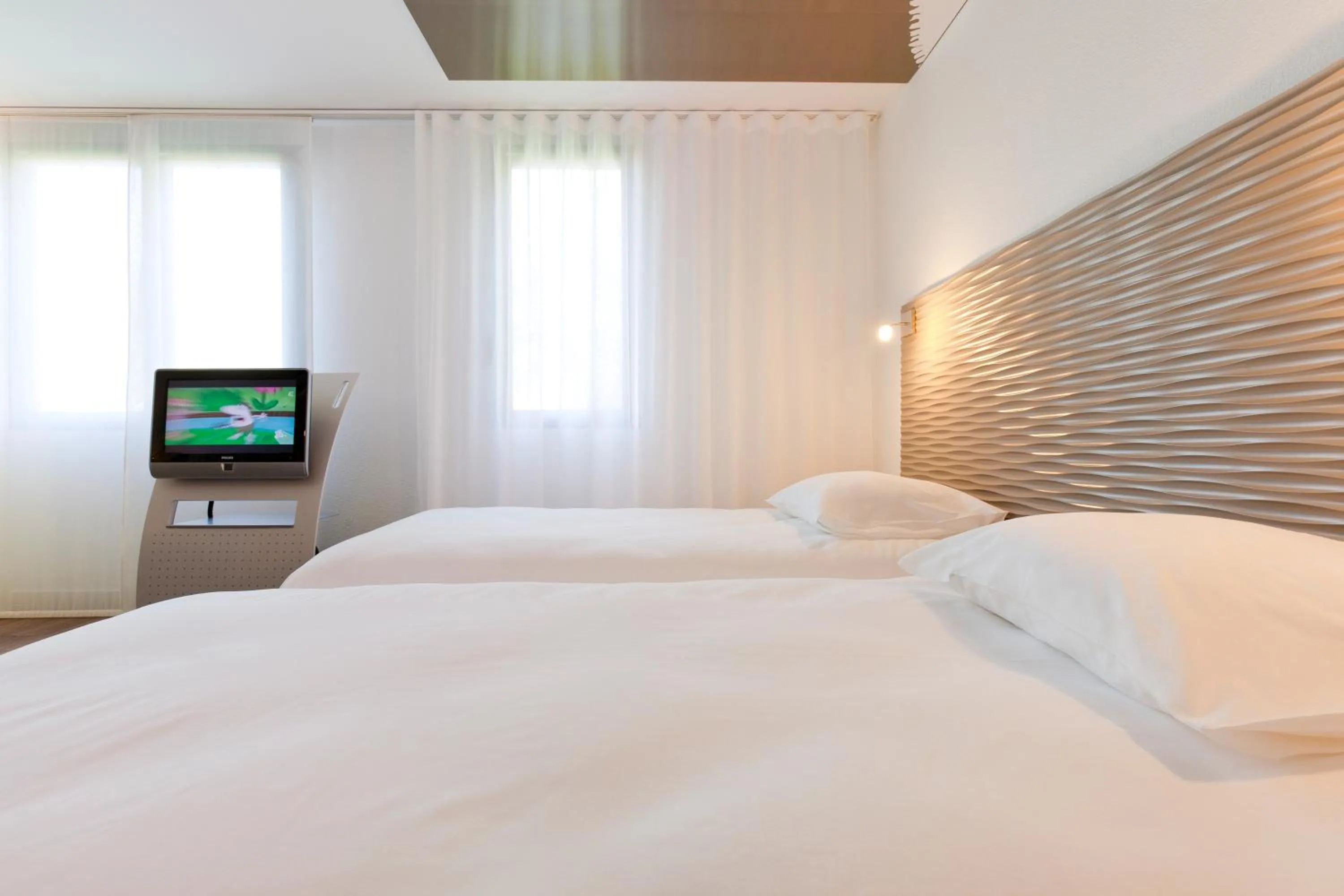 Photo of the whole room, Bed in ibis Styles Lille Aéroport