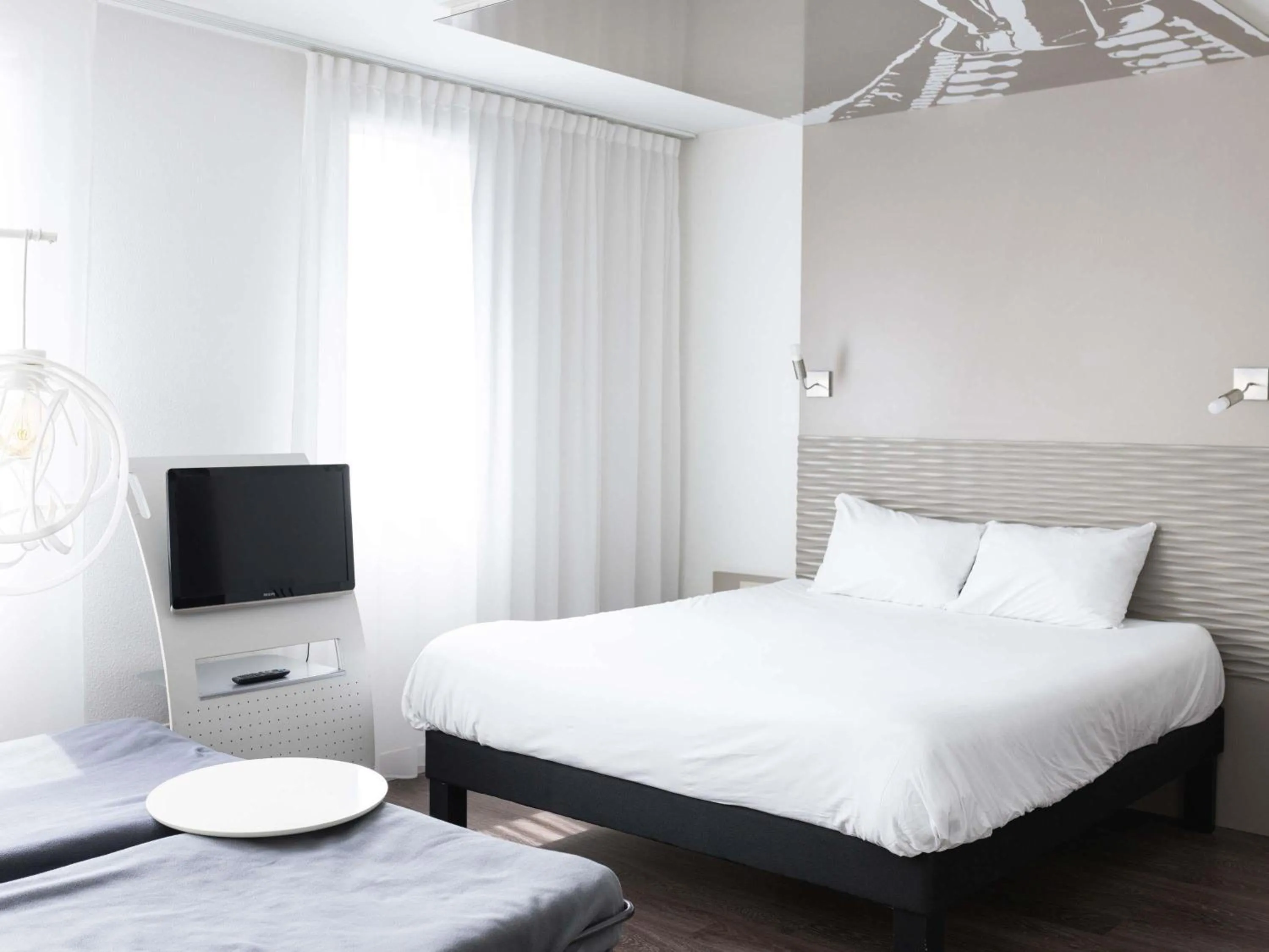 Bedroom, Bed in ibis Styles Lille Aéroport