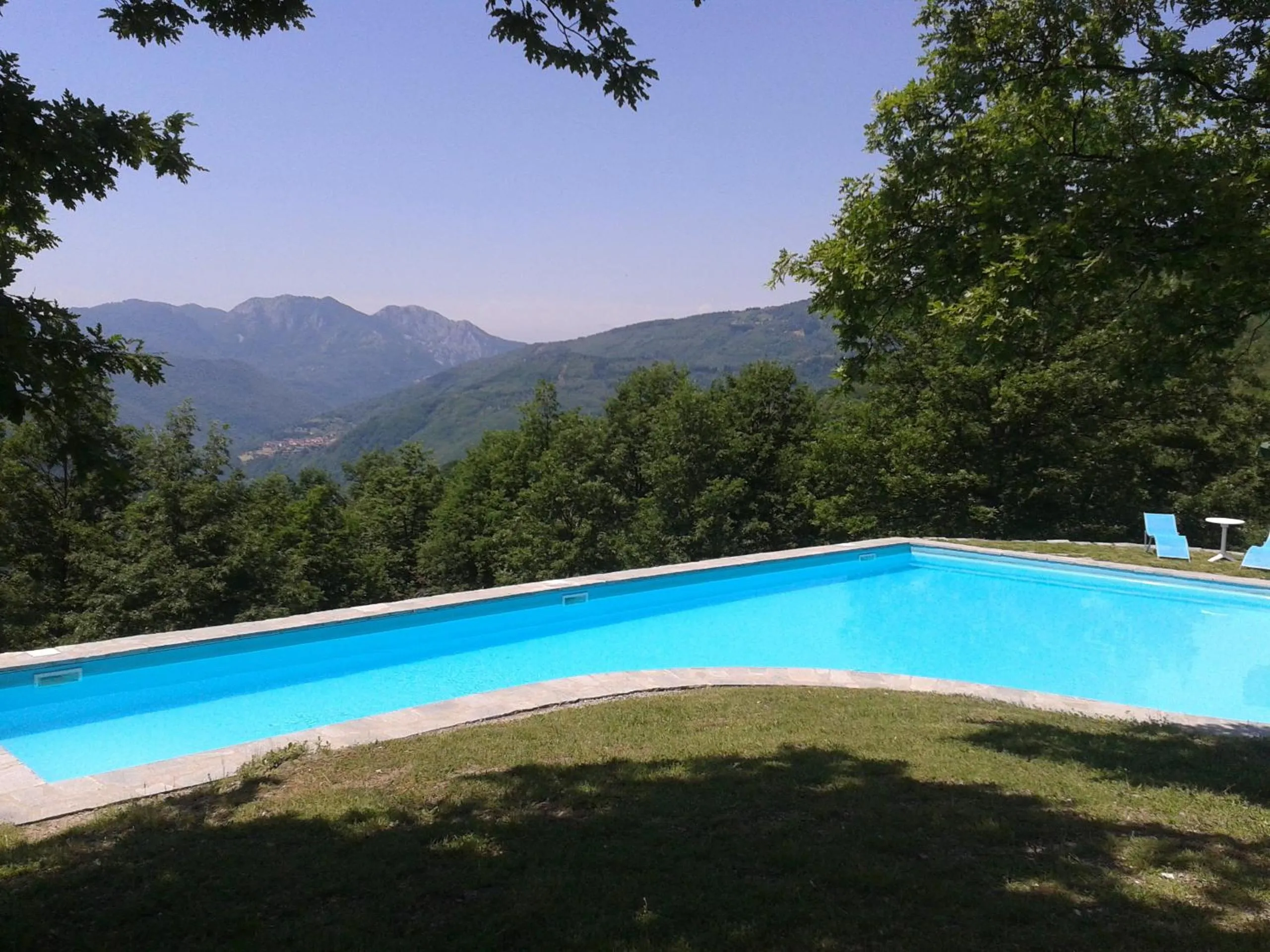 Pool view in Agriturismo Il Gufo