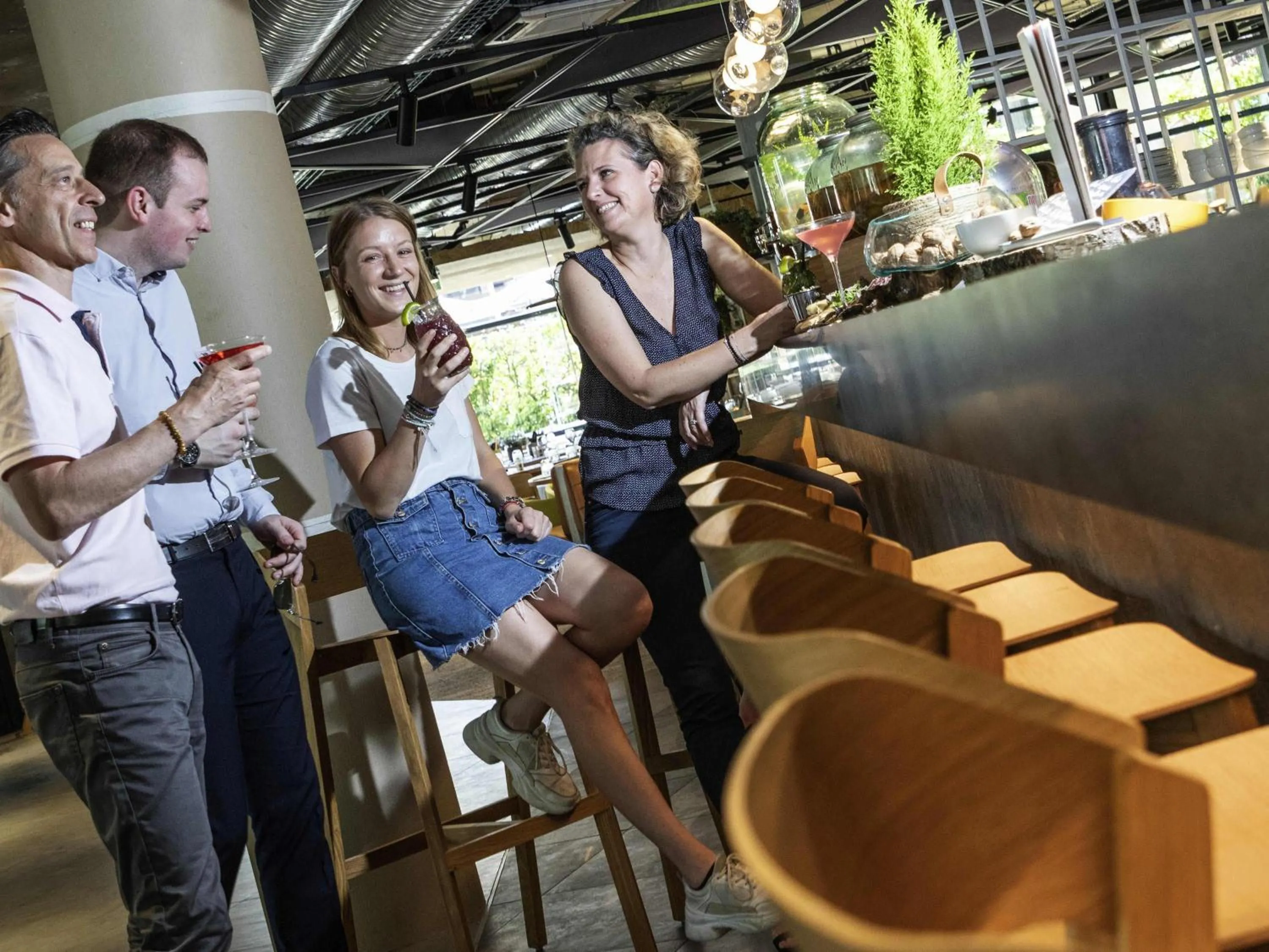 Restaurant/places to eat in Novotel Annecy Centre