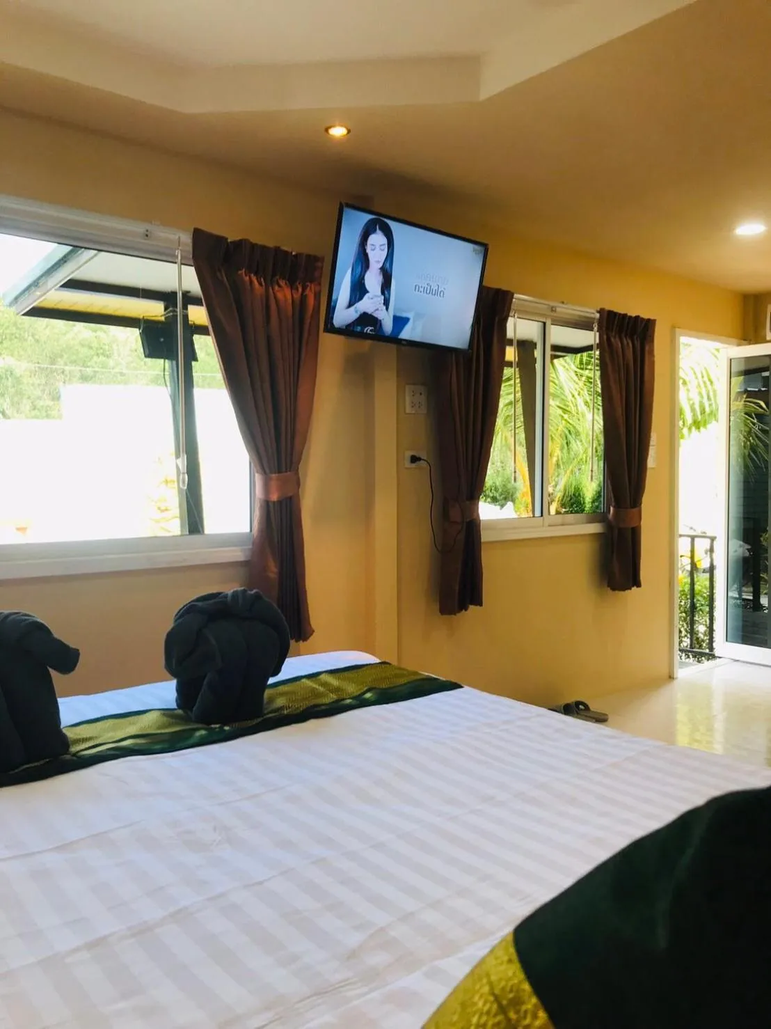 Bed in At Thara Aonang