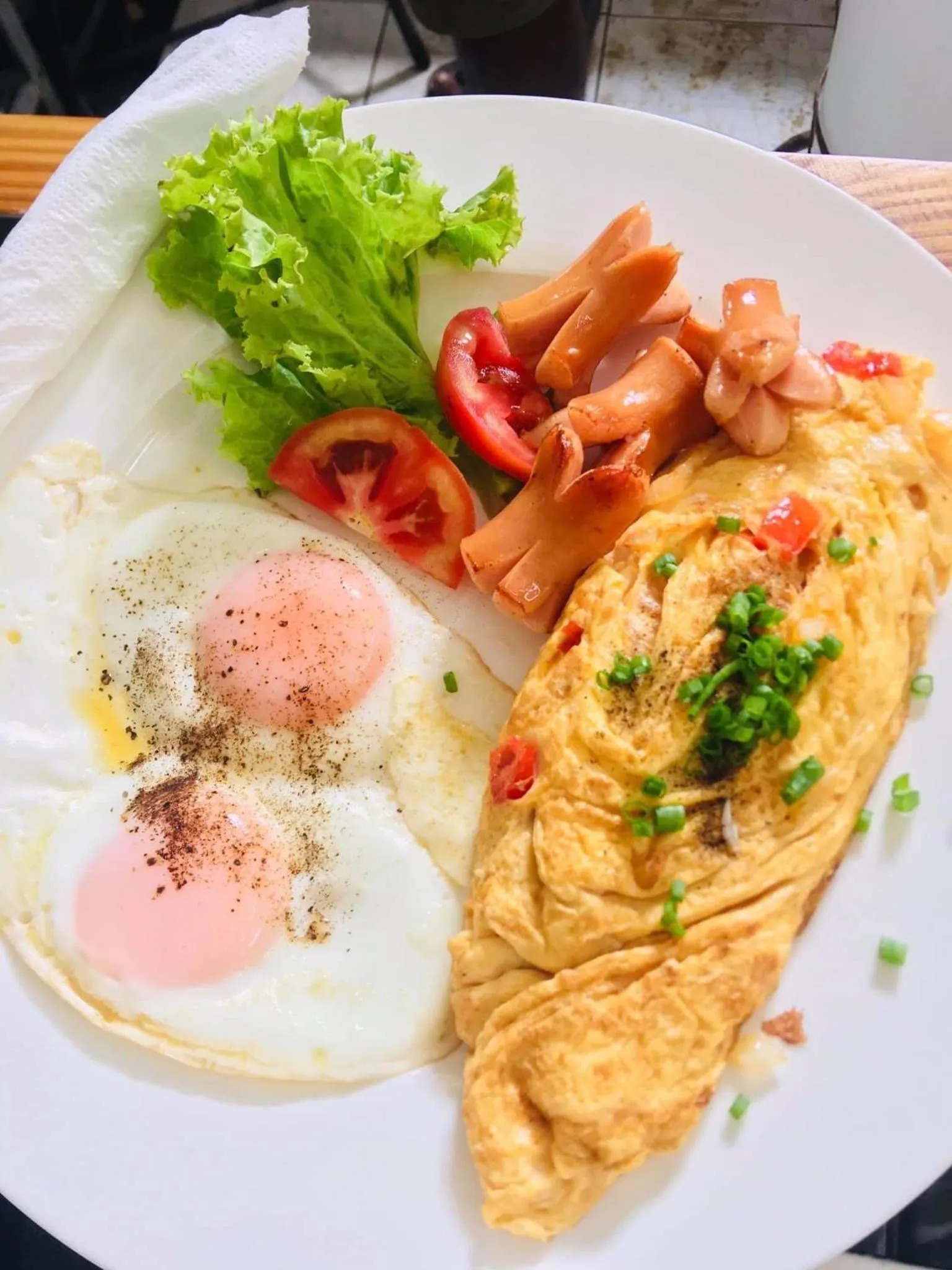 Food and drinks in At Thara Aonang