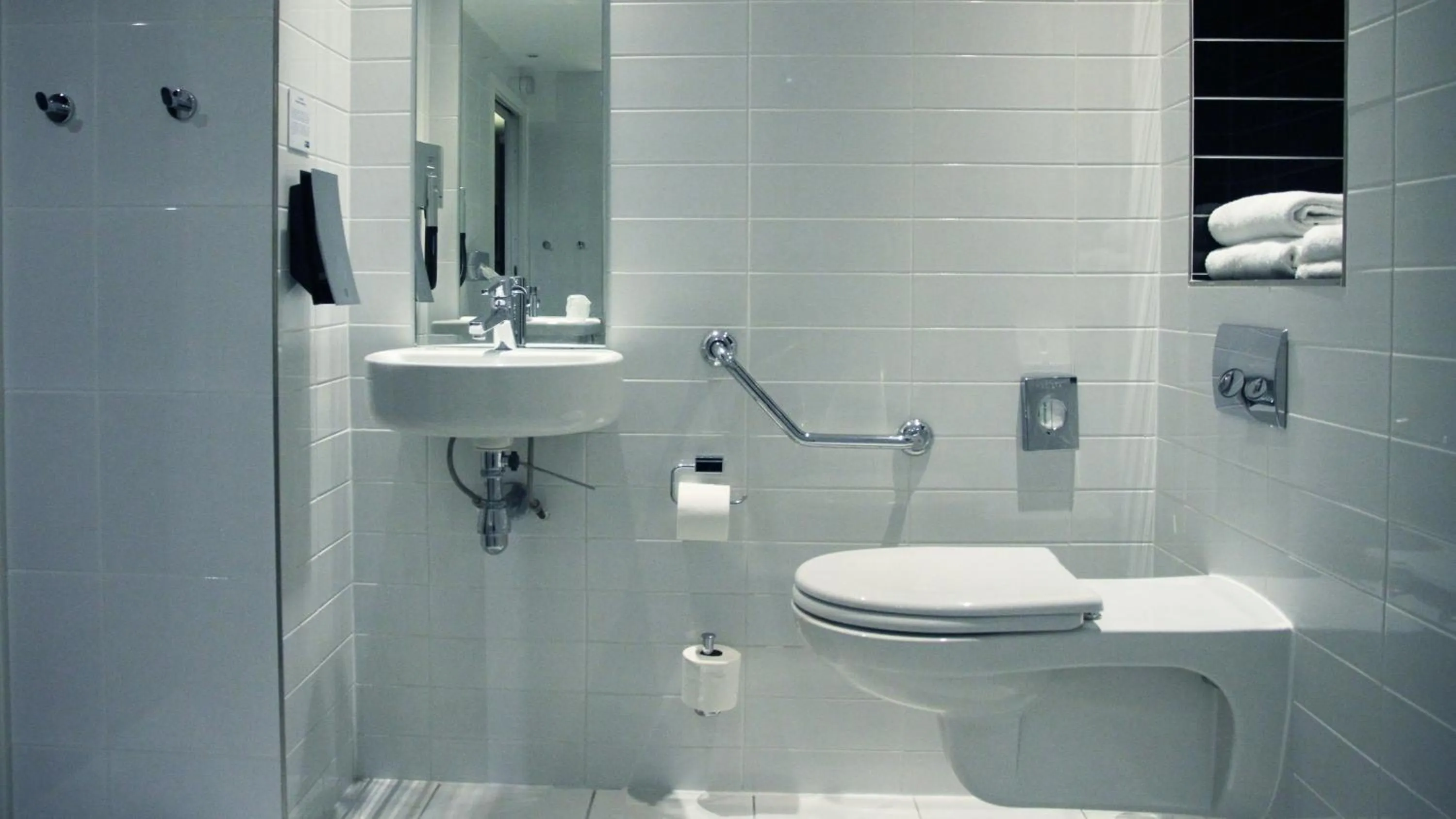 Photo of the whole room in Holiday Inn Express Strasbourg - Sud by IHG