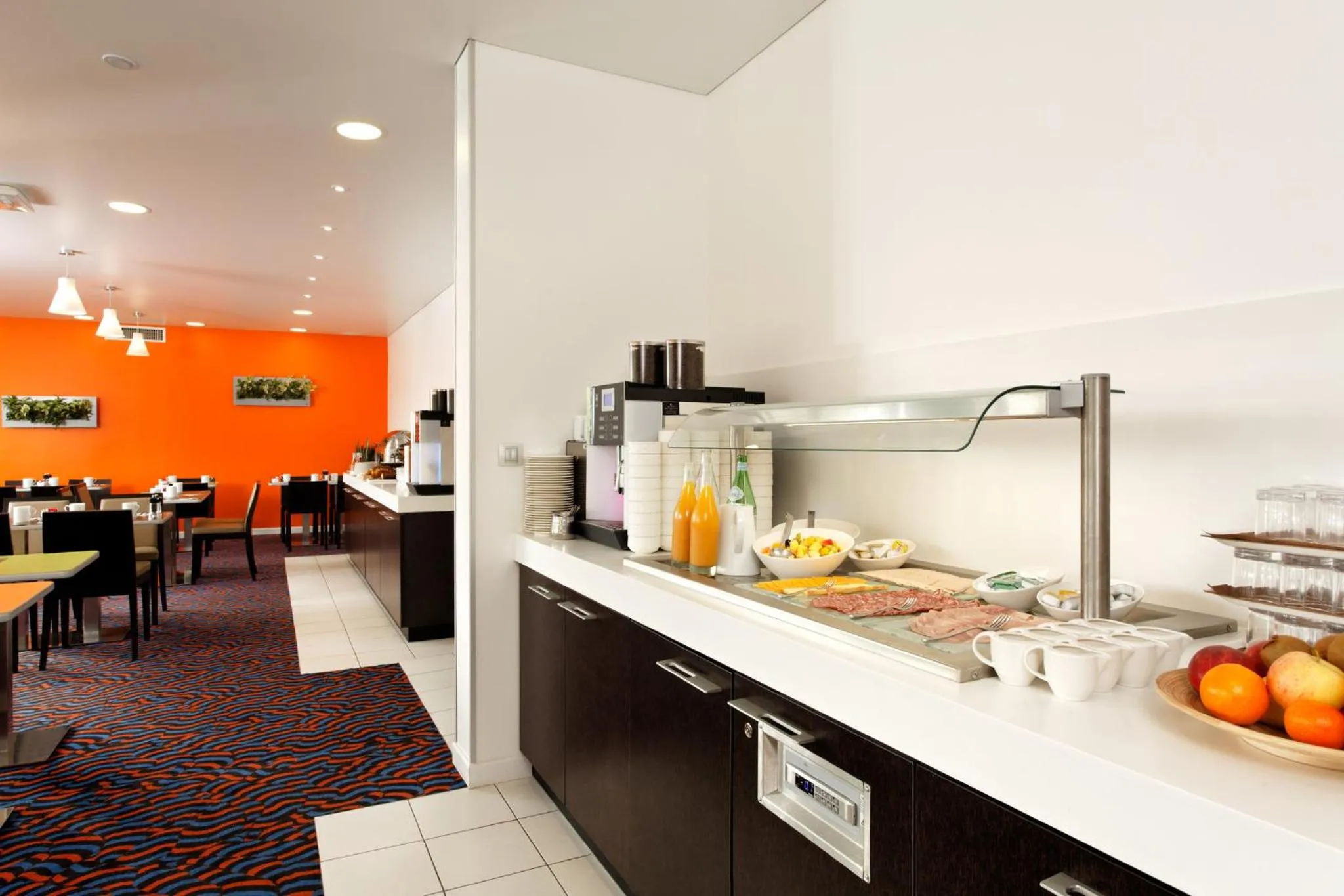 Breakfast in Holiday Inn Express Strasbourg - Sud by IHG