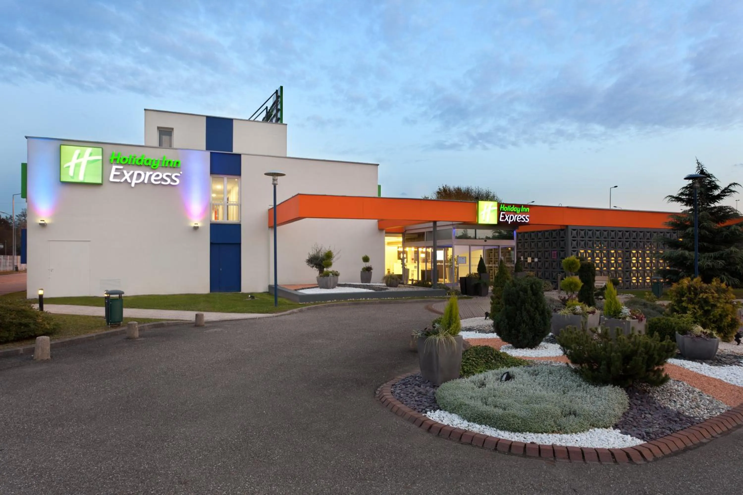 Property building in Holiday Inn Express Strasbourg - Sud by IHG