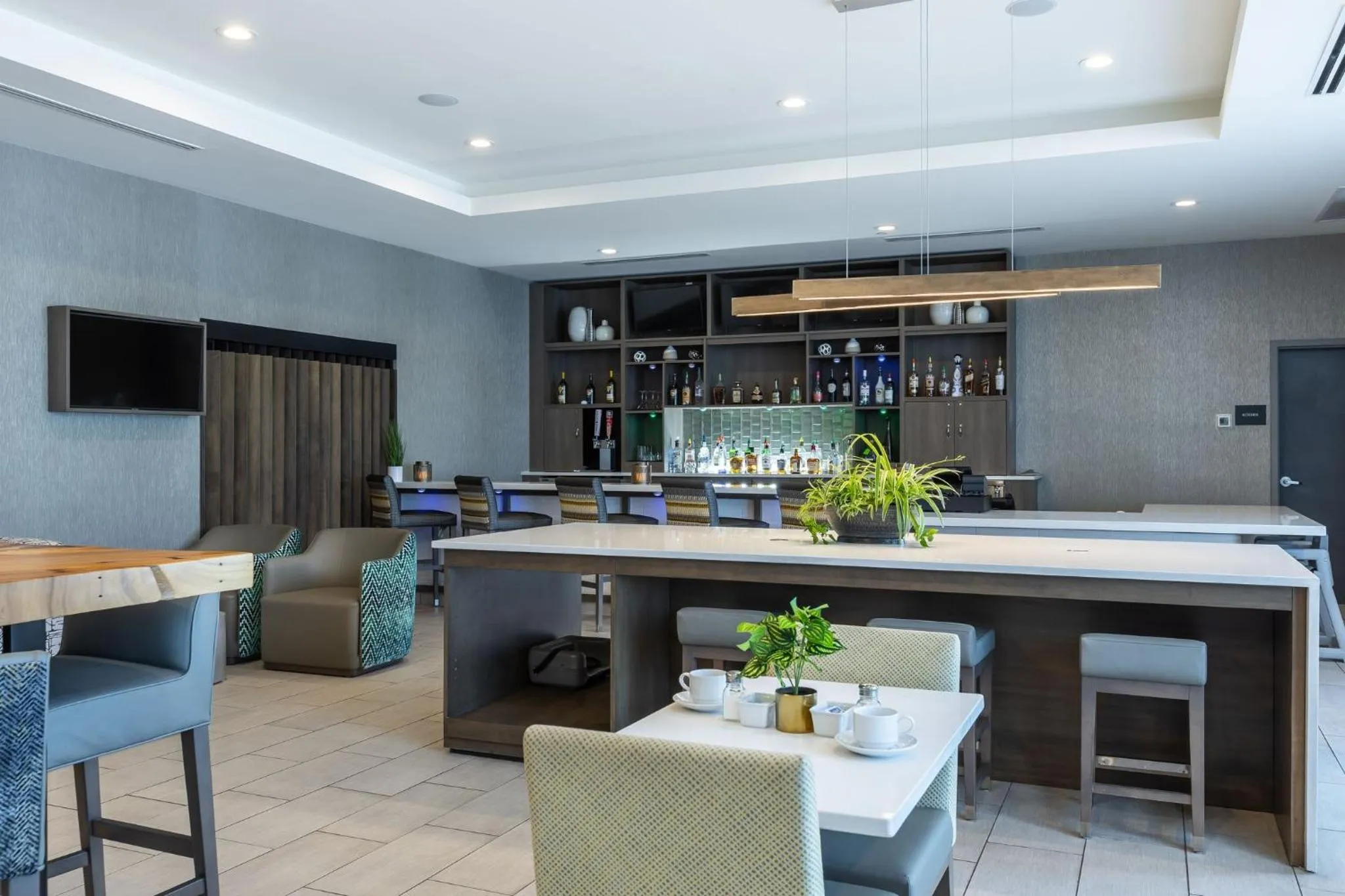 Restaurant/places to eat in Holiday Inn Greenville - Woodruff Road by IHG