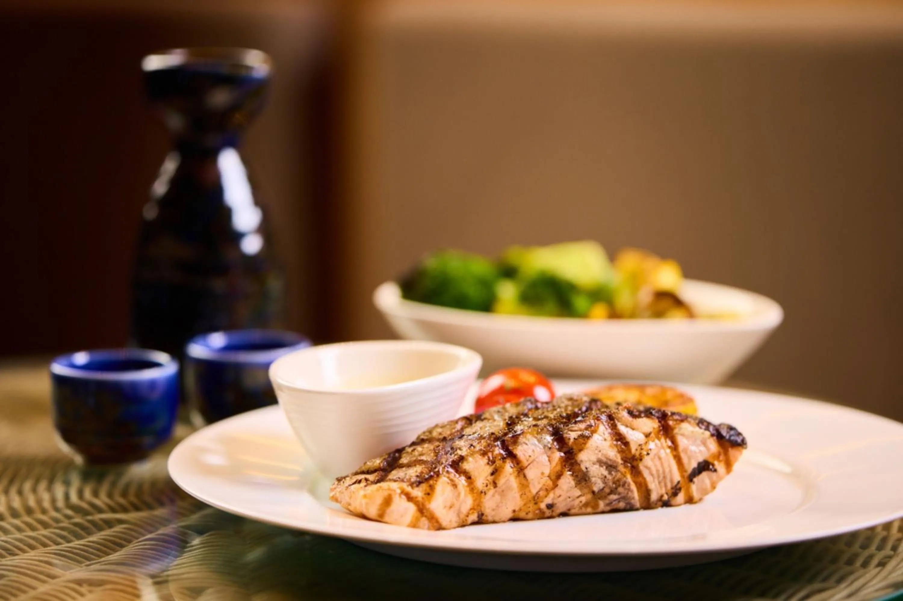 Restaurant/places to eat in Crowne Plaza Dubai Marina by IHG