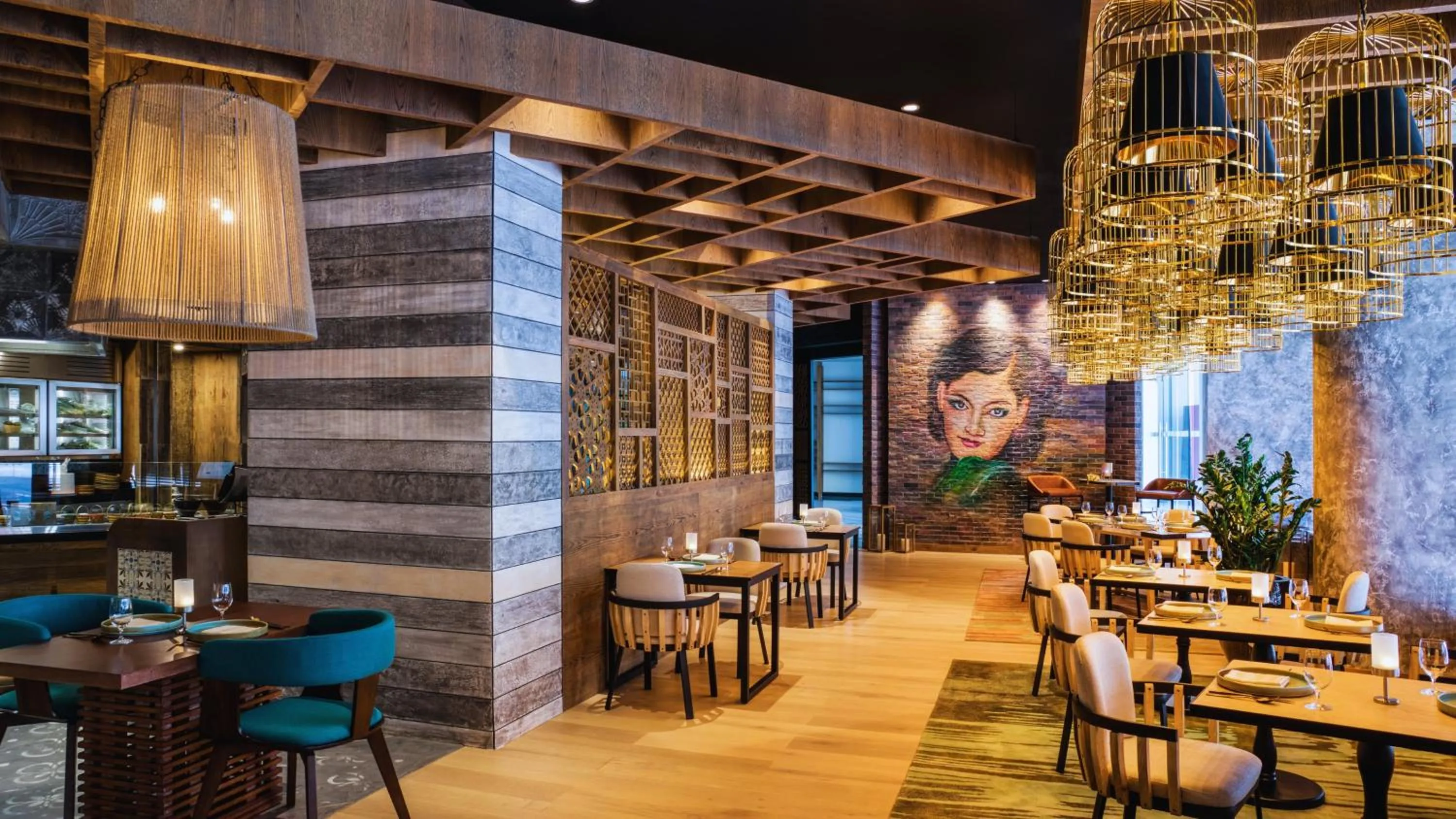 Restaurant/places to eat in Crowne Plaza Dubai Marina by IHG