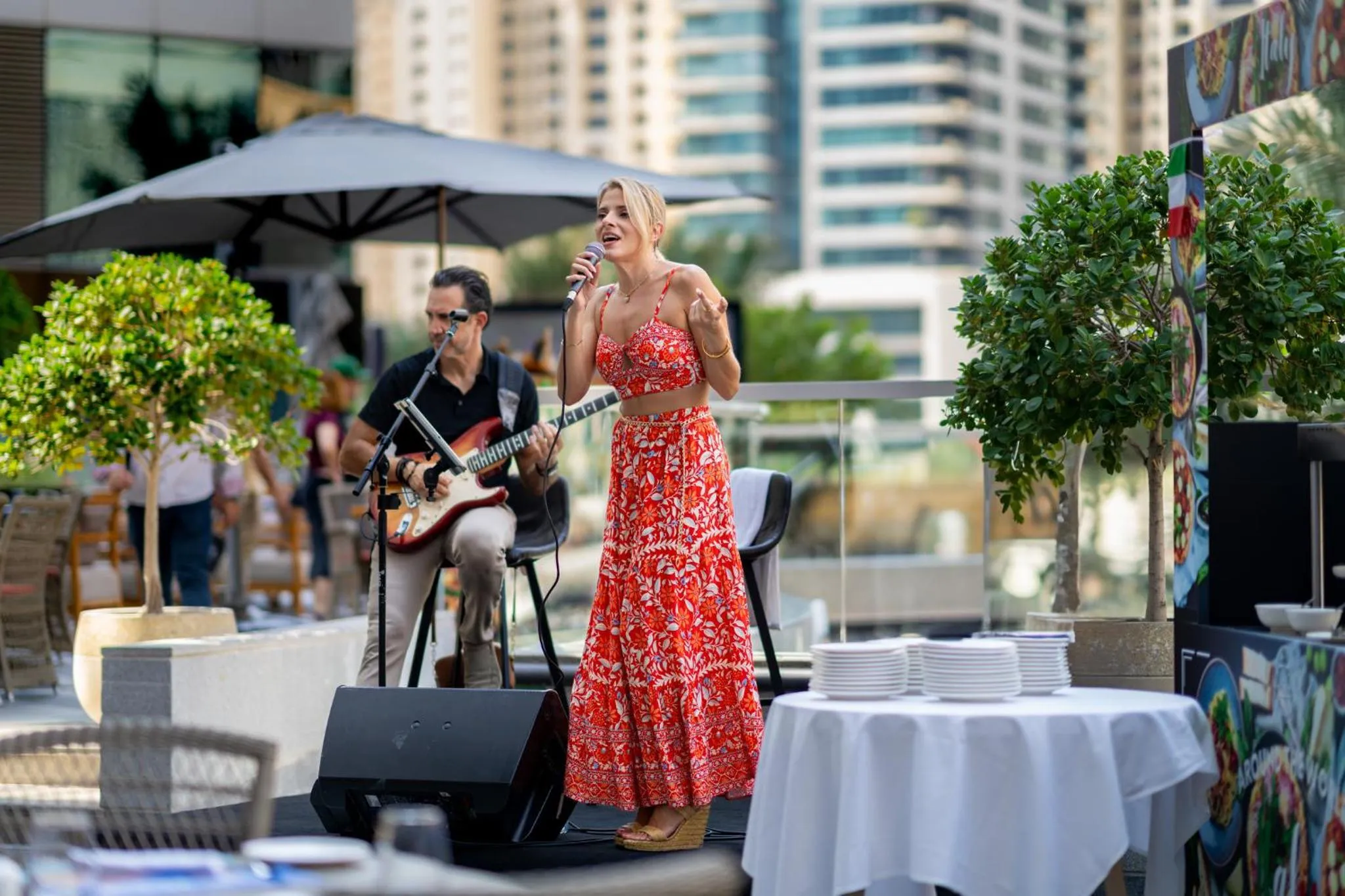 Restaurant/places to eat in Crowne Plaza Dubai Marina by IHG