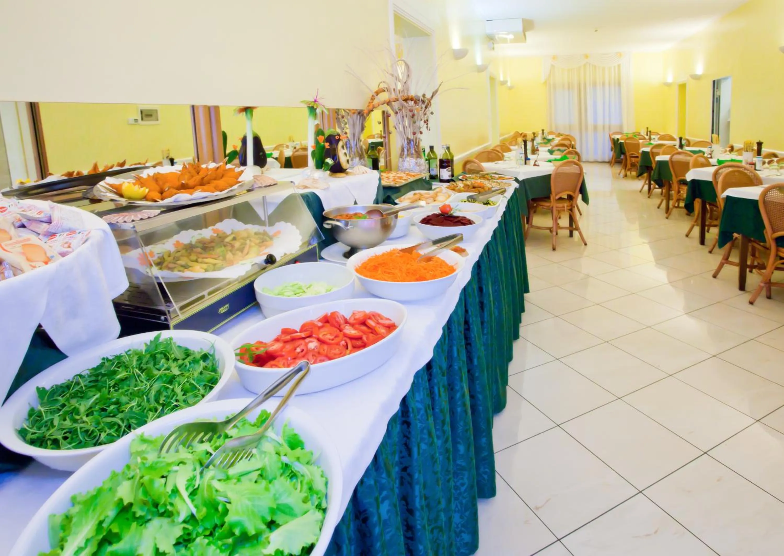 Food and drinks in Hotel Catto Suisse