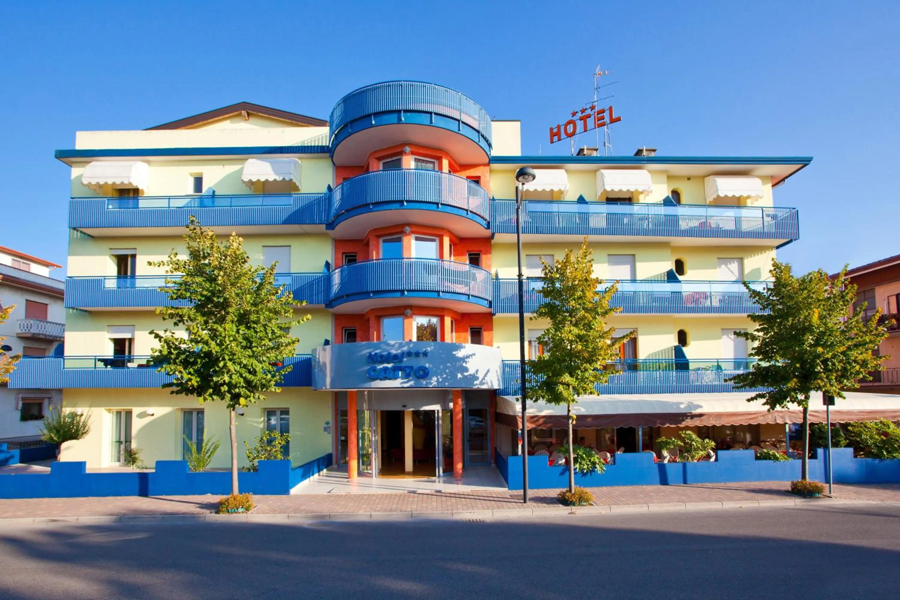 Property building in Hotel Catto Suisse