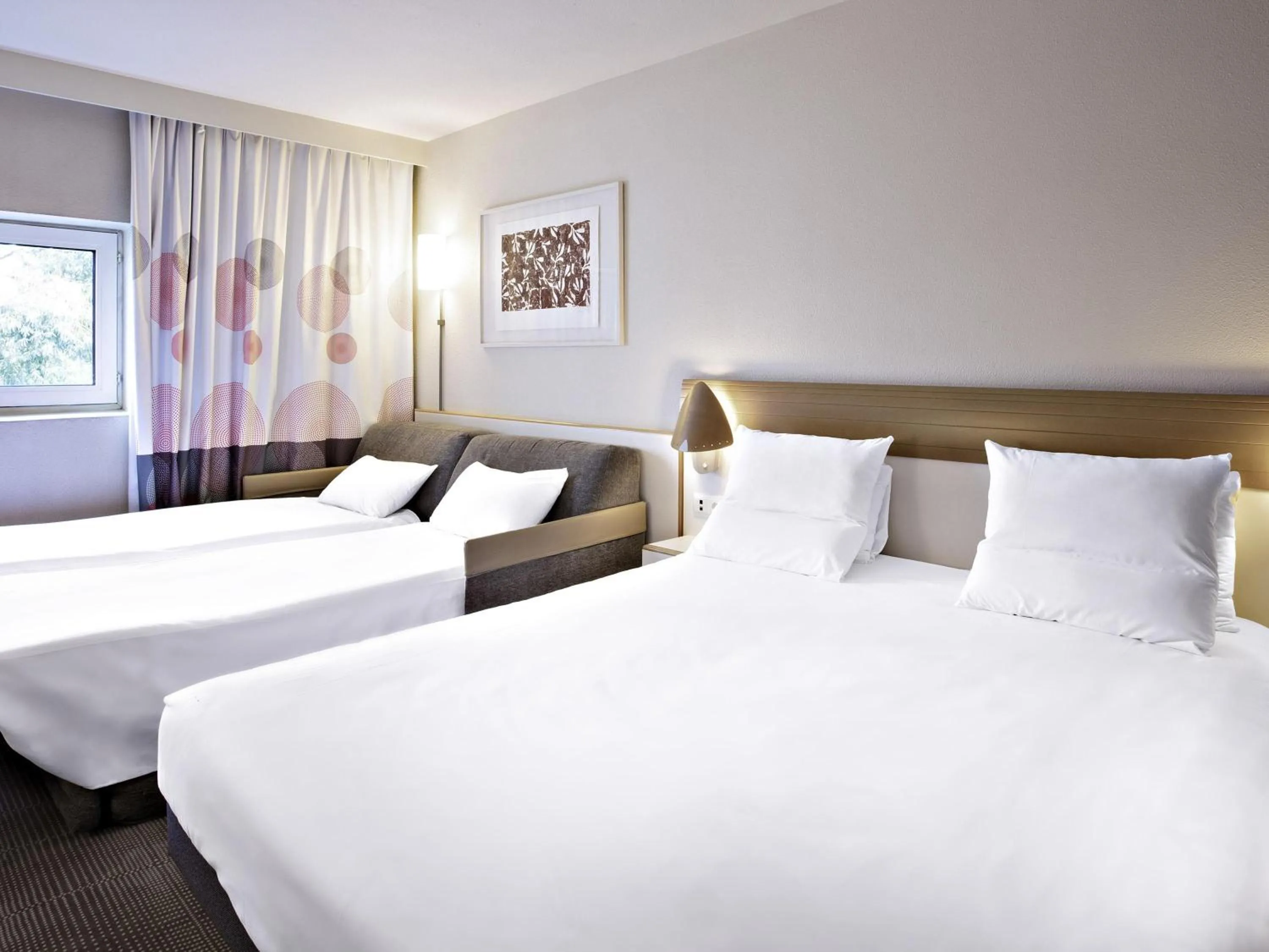 Bedroom, Bed in Novotel Paris Orly Rungis Aéroport