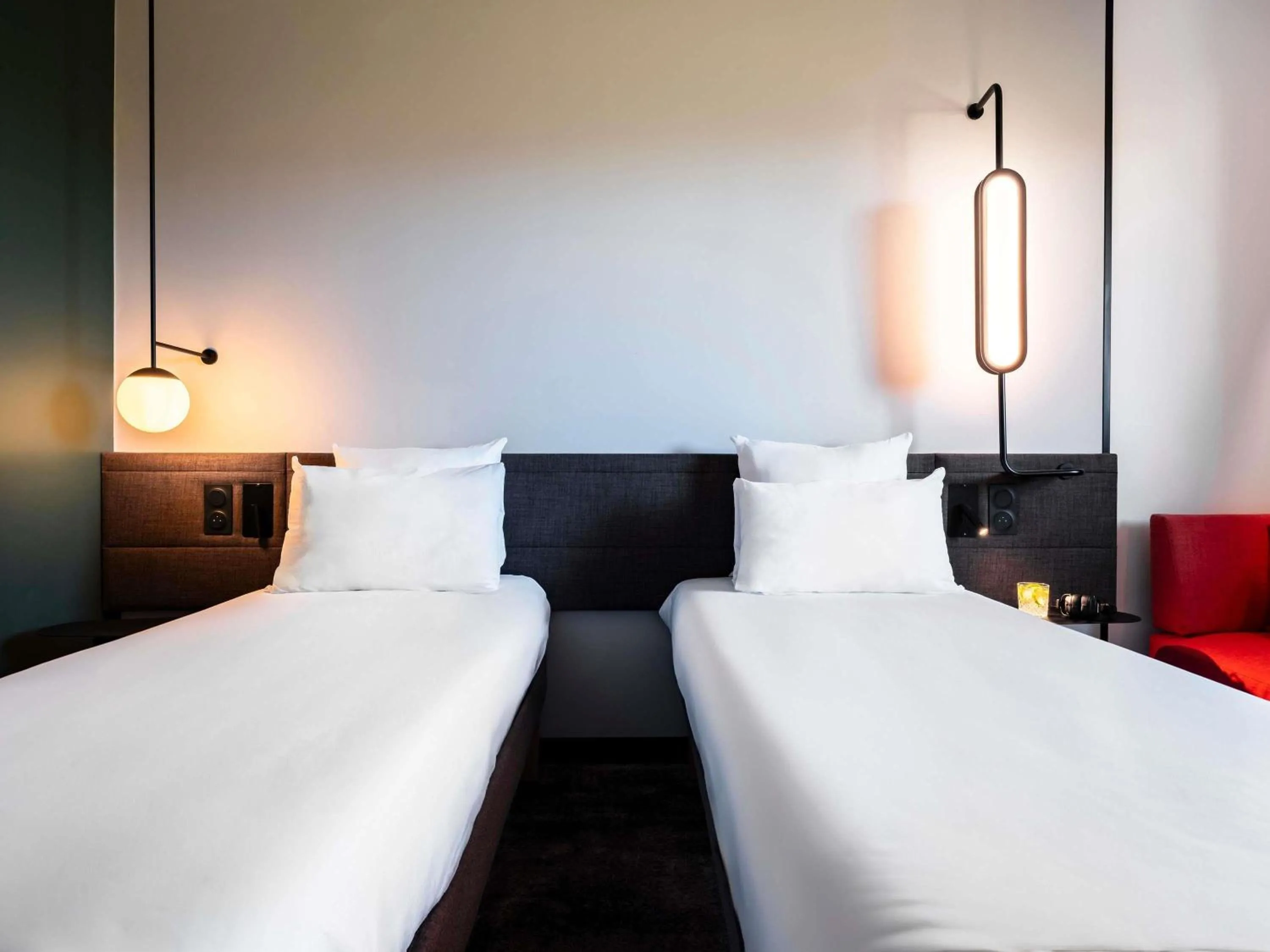 Bedroom, Bed in Novotel Atria Nimes Centre