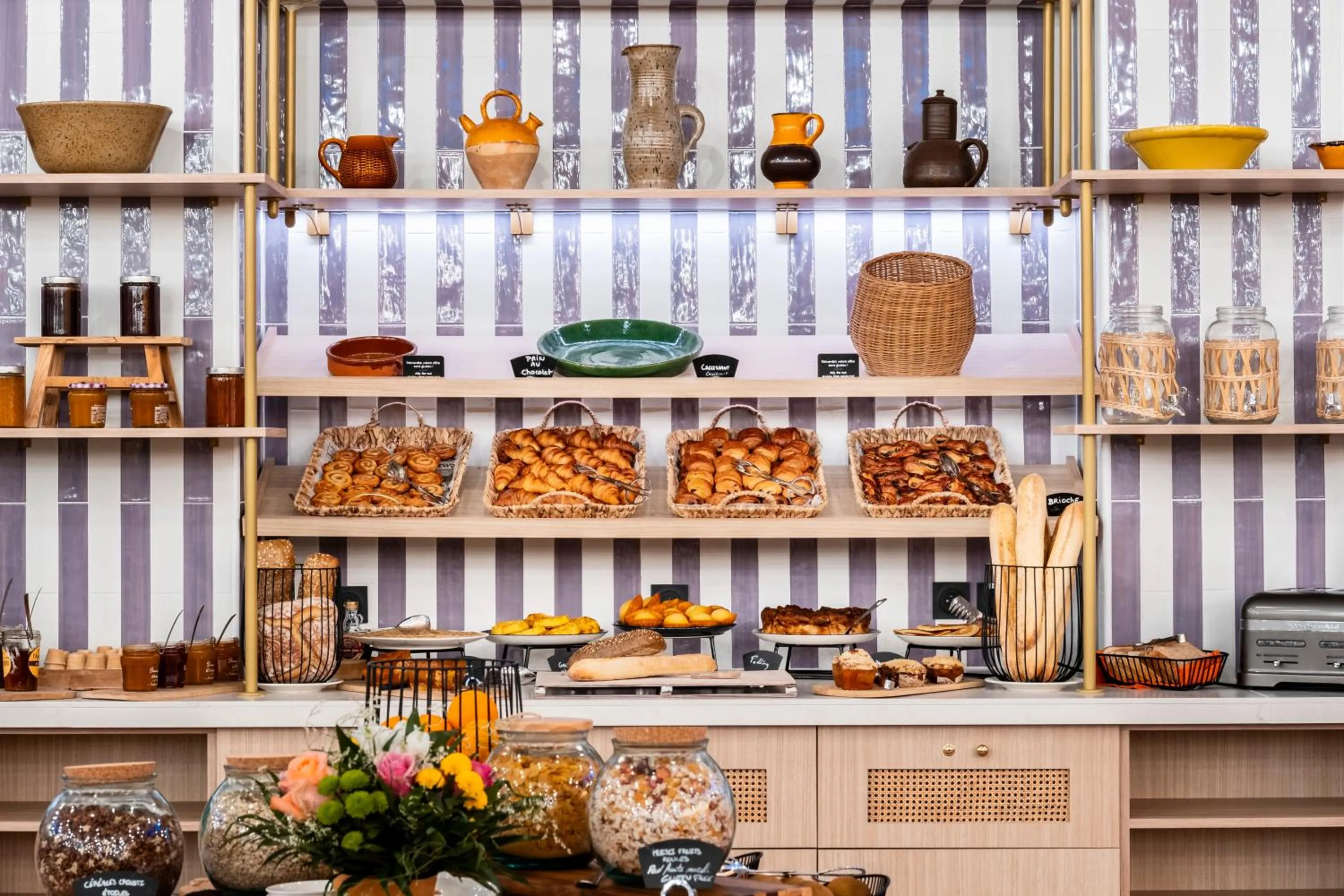 Buffet breakfast in Novotel Atria Nimes Centre