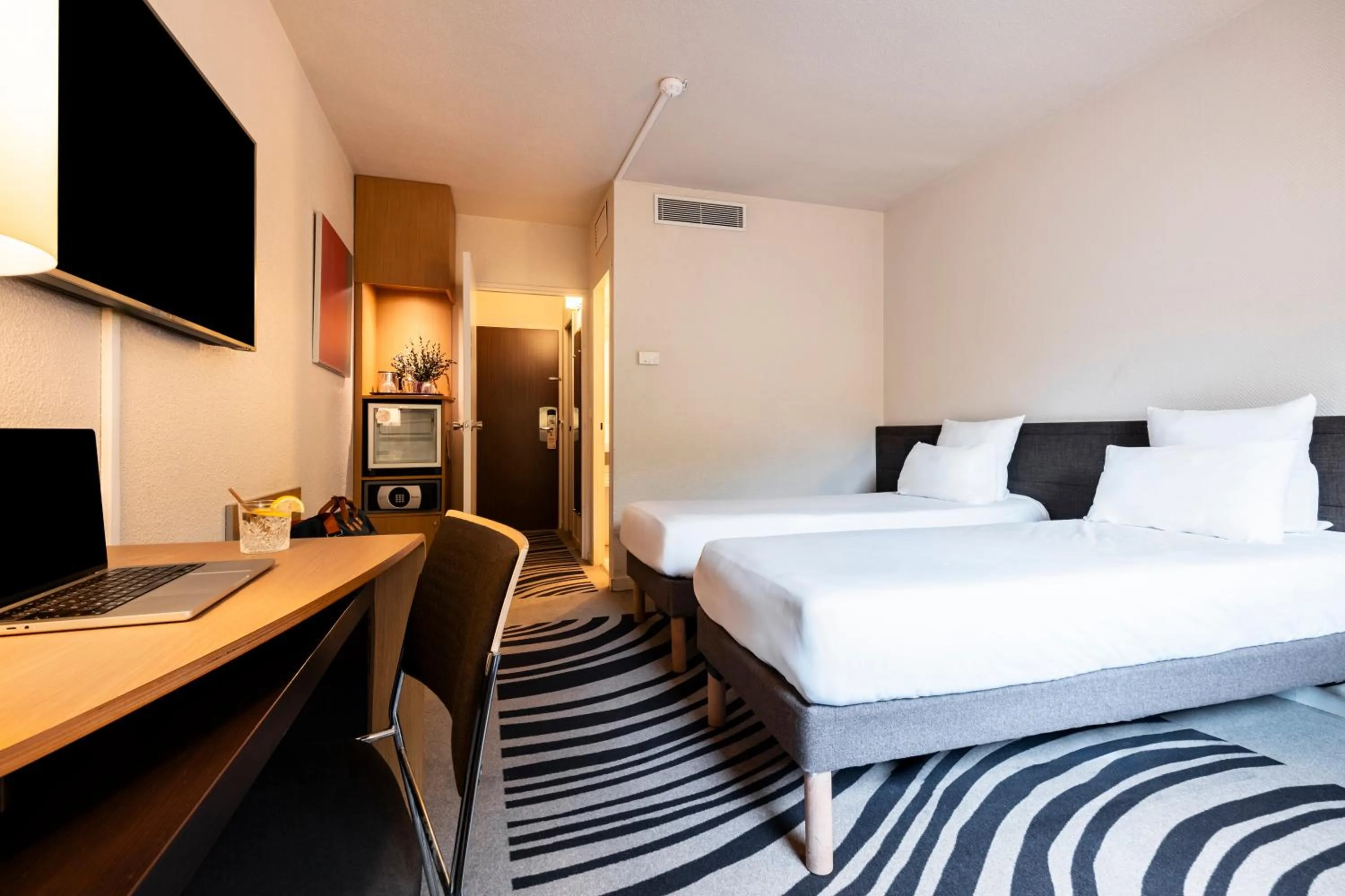 Bedroom, Bed in Novotel Atria Nimes Centre