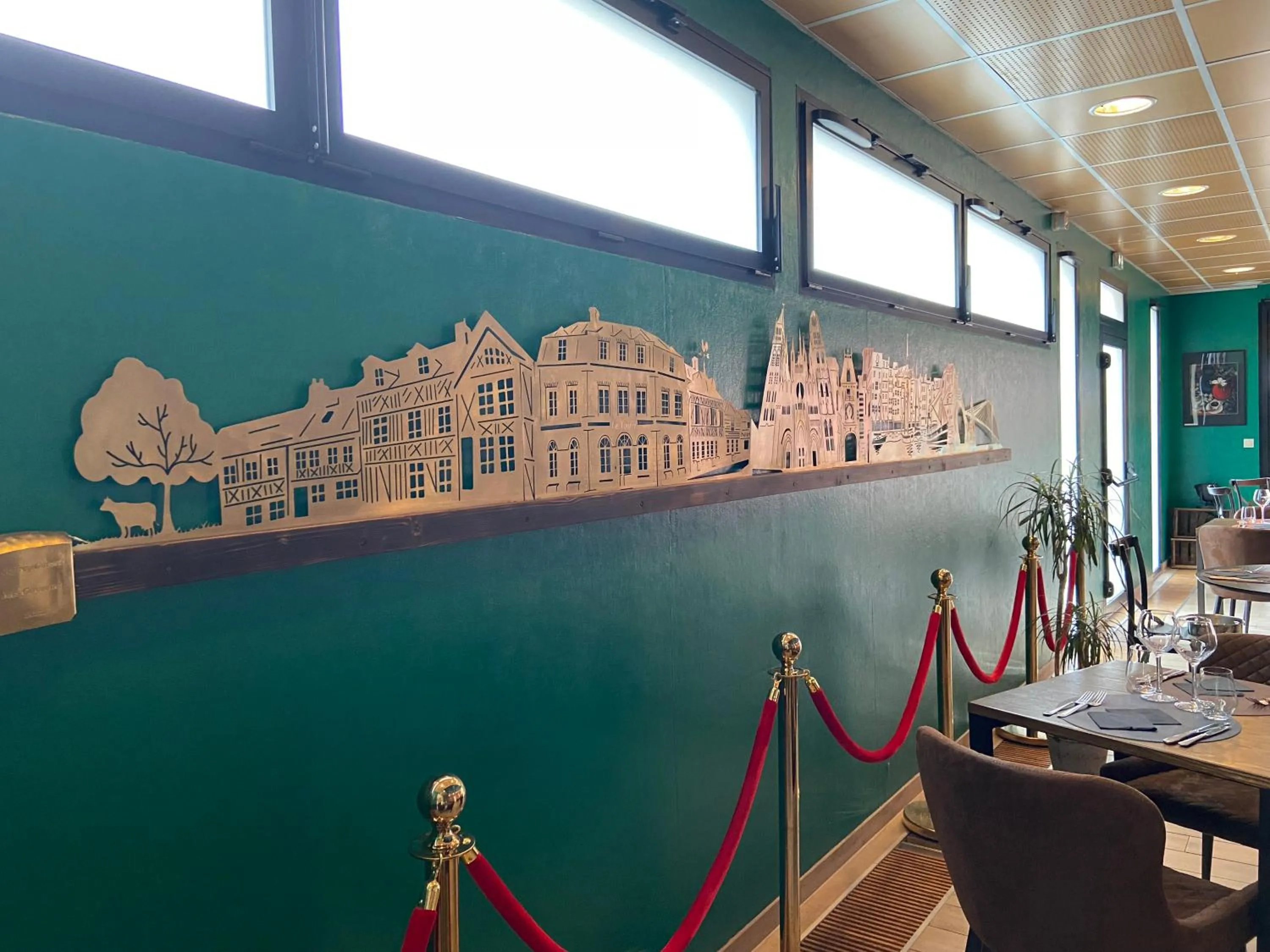 Logis Hôtel Restaurant SPA Le Tosny