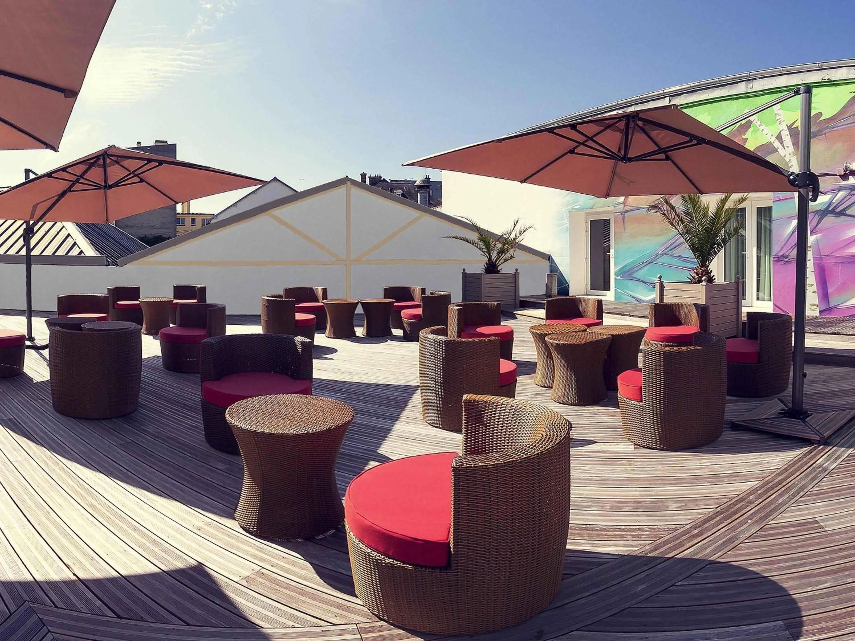 Lounge or bar in Mercure Quimper Centre