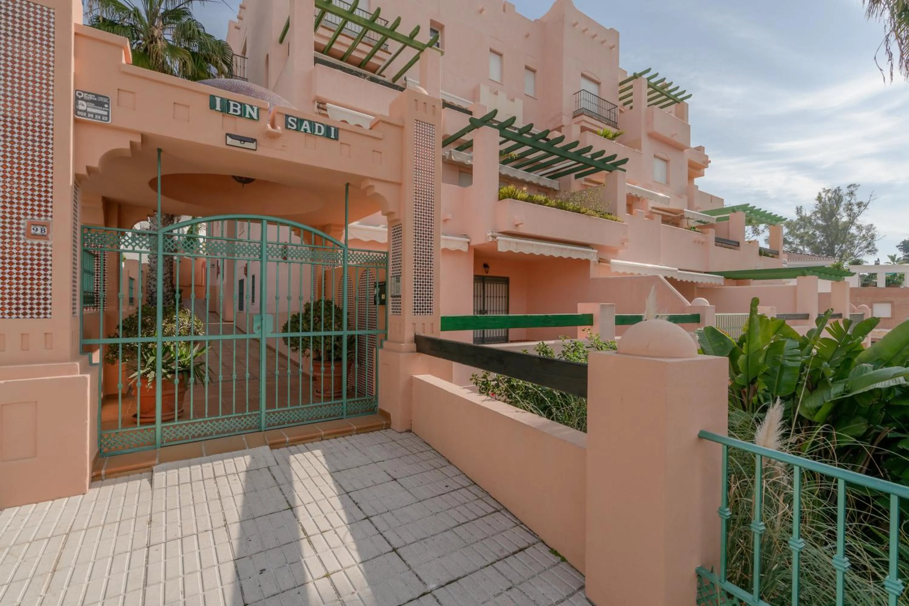 Property building in Apartamento Ibn sadi14