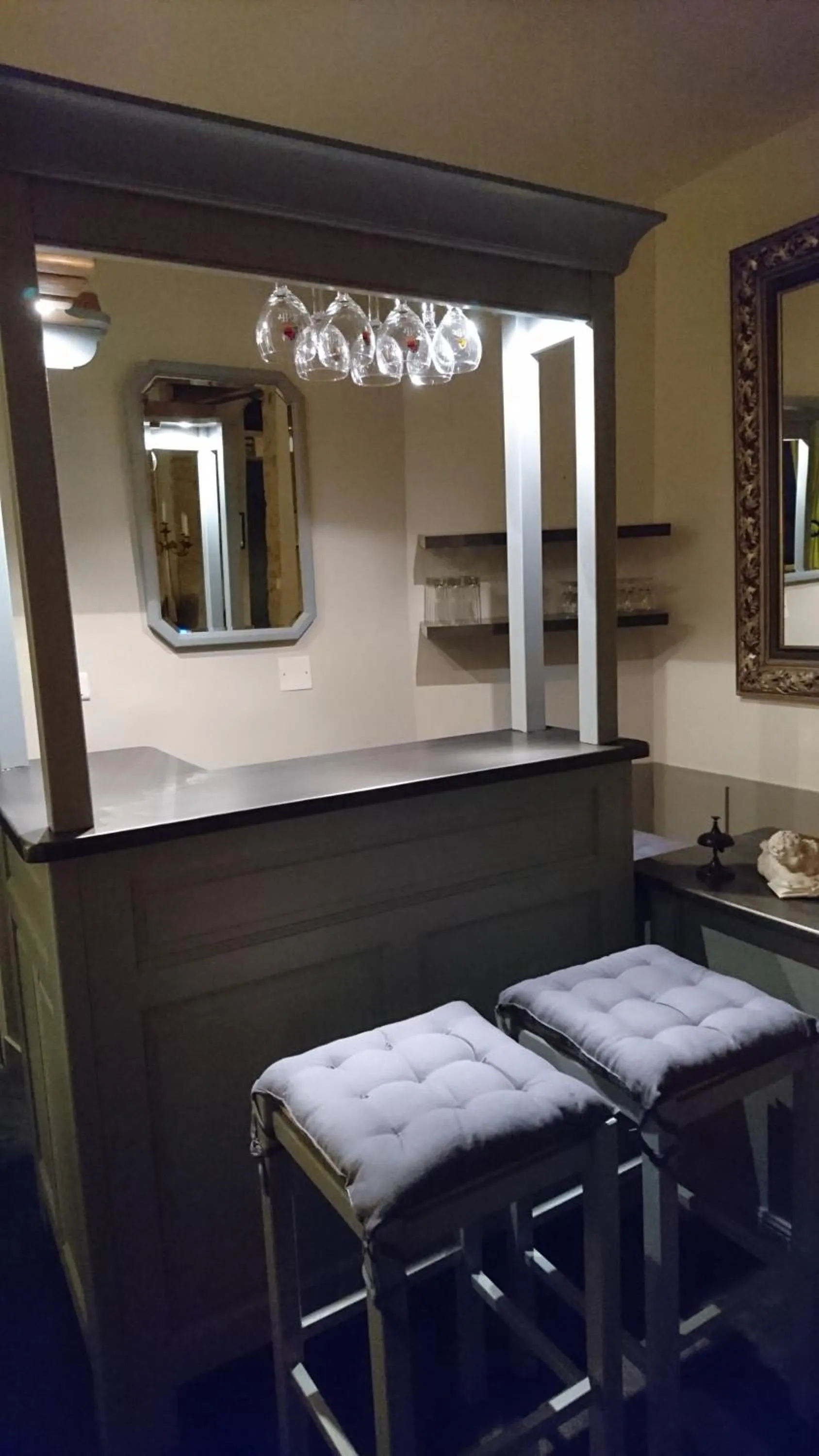 Lounge or bar in Hotel La Bastie d'Urfé