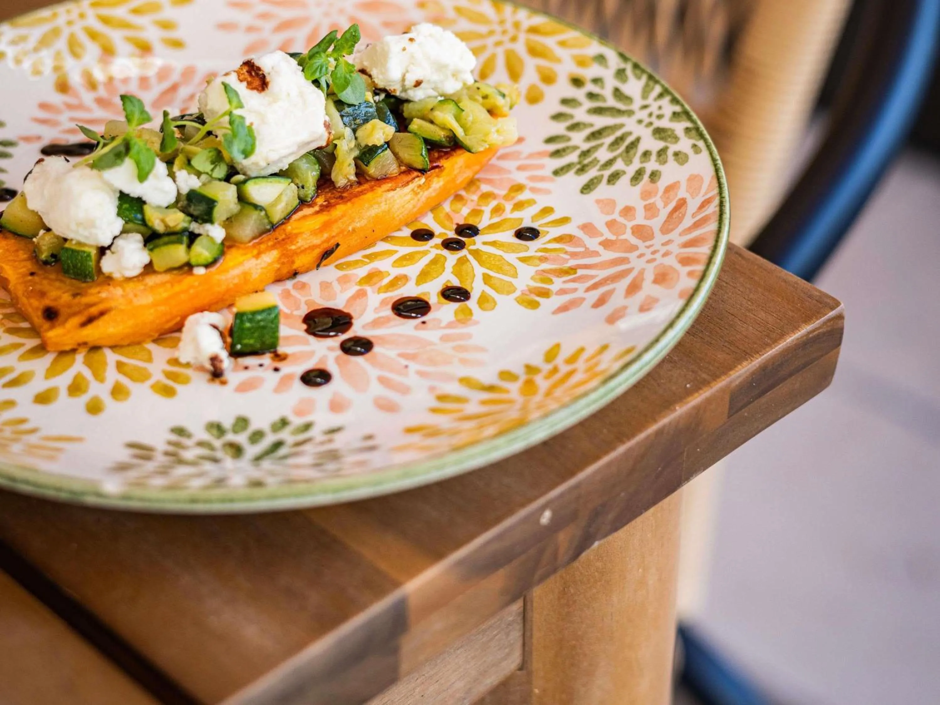 Restaurant/places to eat in Novotel Paris Pont De Sevres