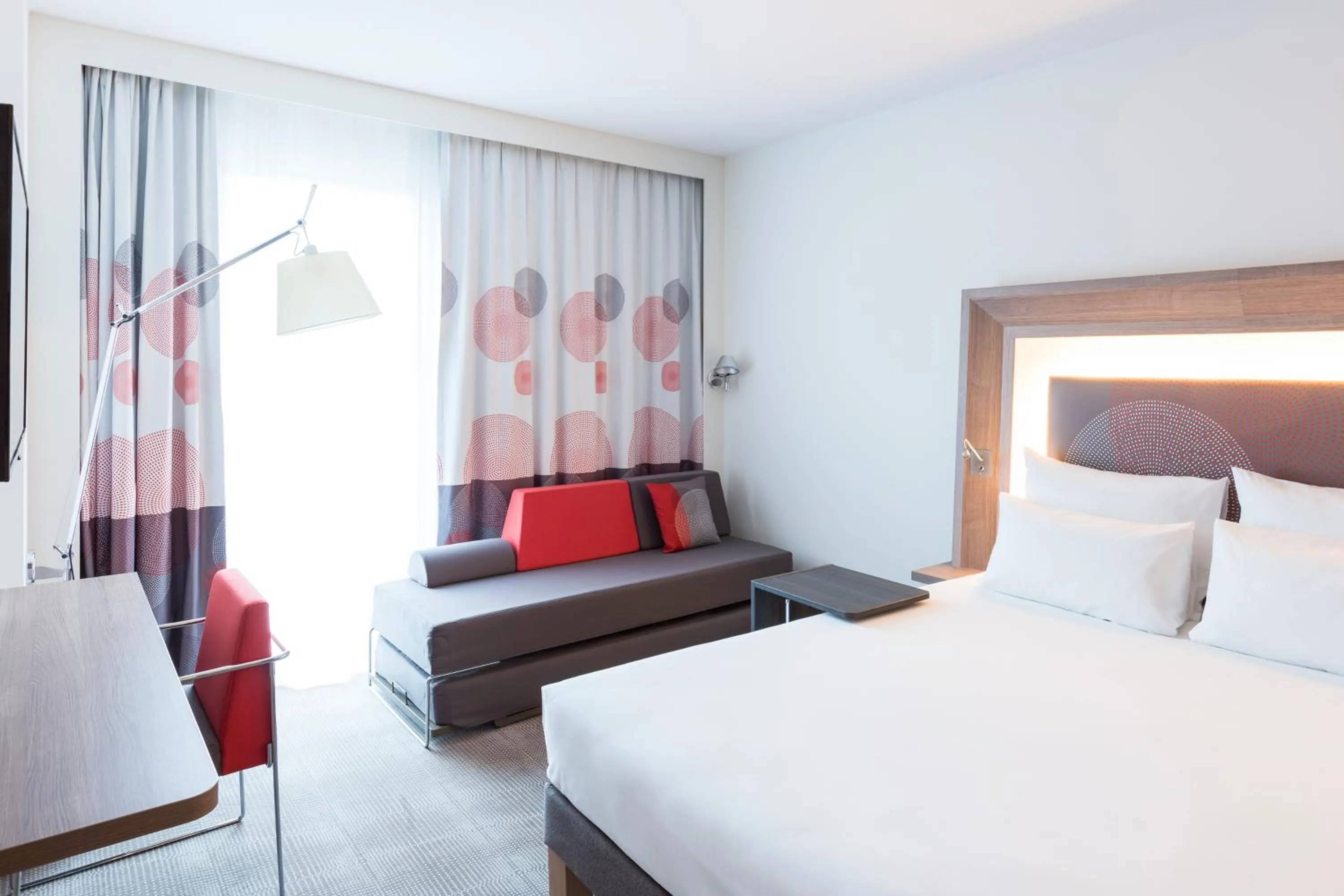 Photo of the whole room, Bed in Novotel Paris Pont De Sevres