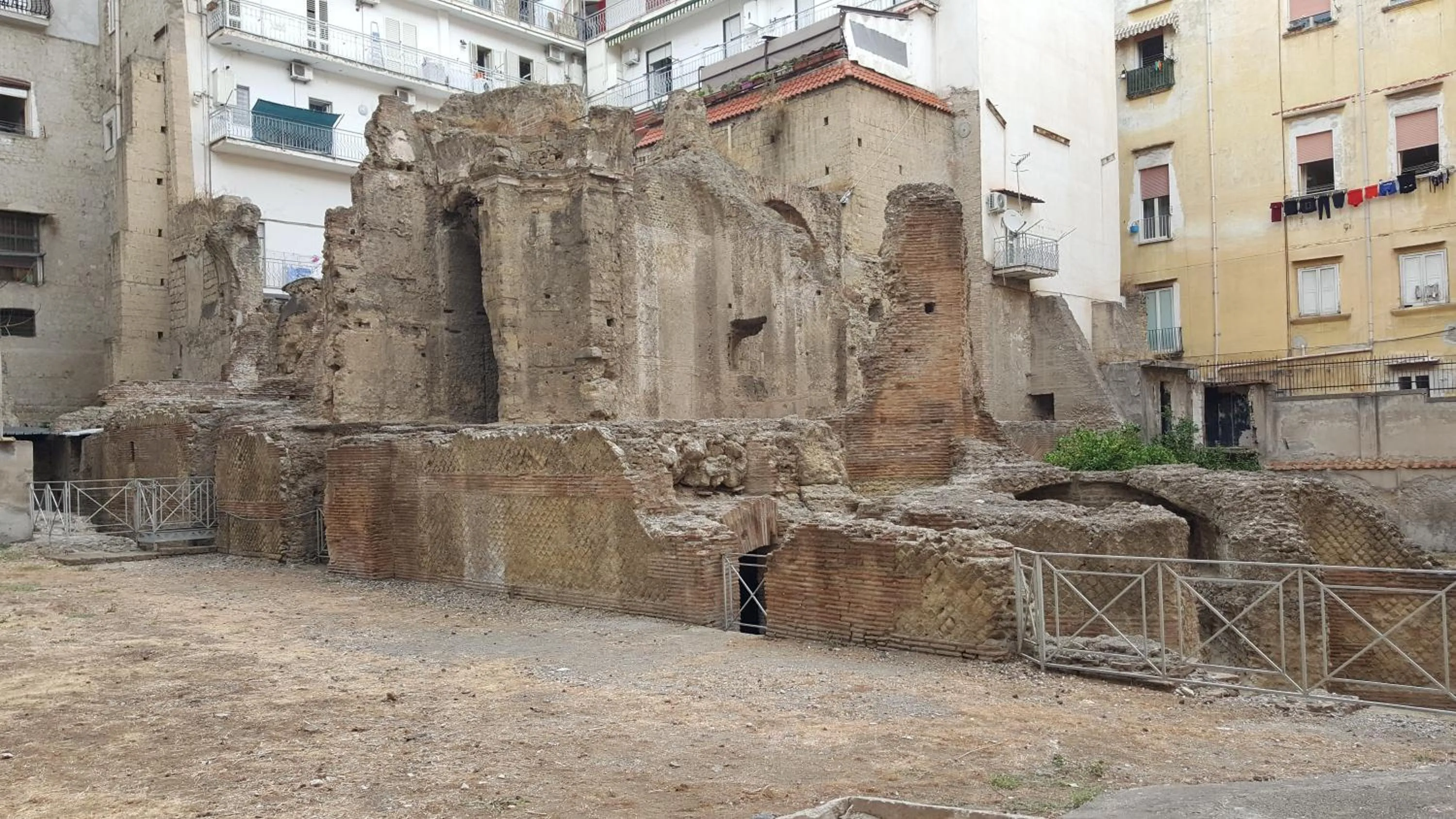 Nearby landmark in Napoli Royal Suite