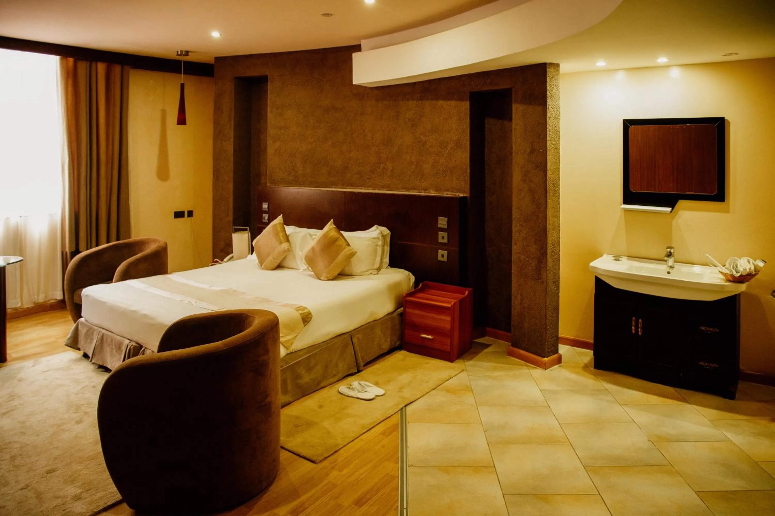 Photo of the whole room, Bed in SG Premium Resort