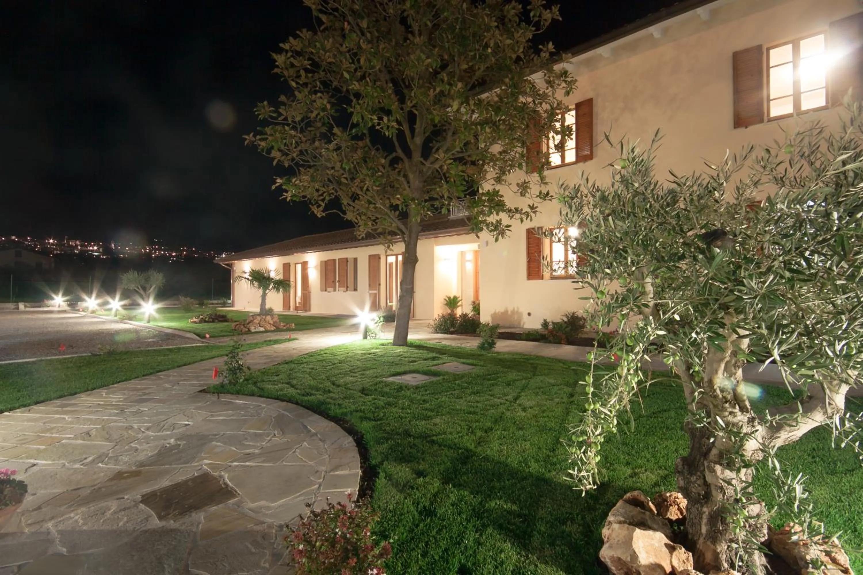 Facade/entrance in Valle Di Francesco