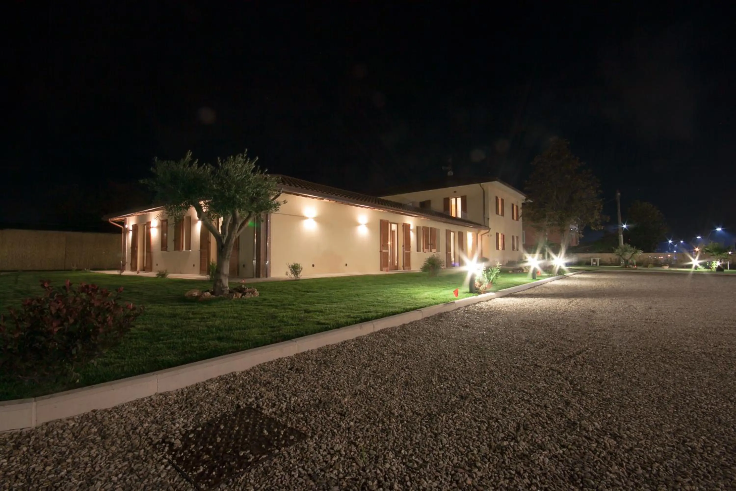 Facade/entrance in Valle Di Francesco