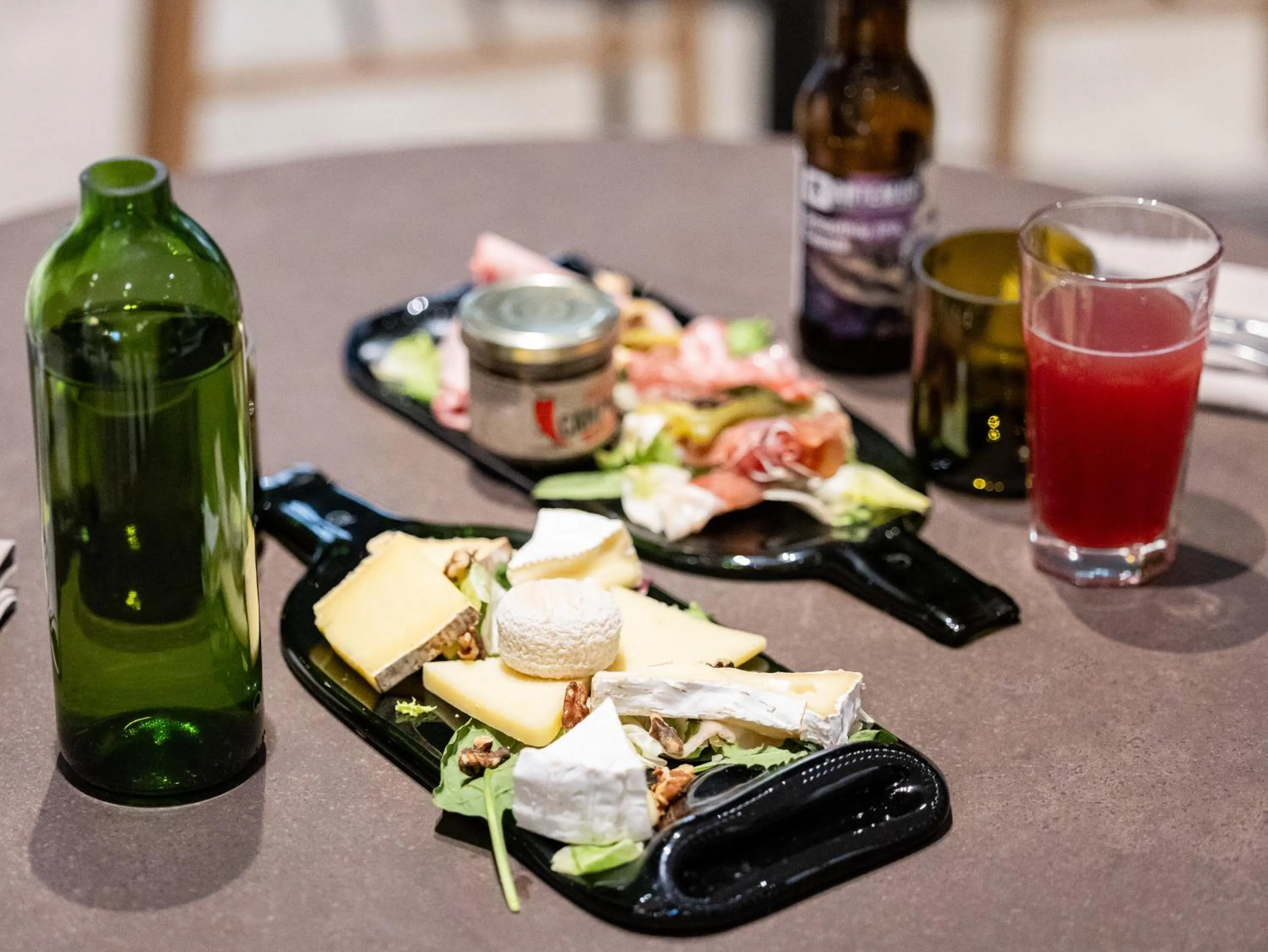 Restaurant/places to eat in Novotel Paris 13 Porte d'Italie